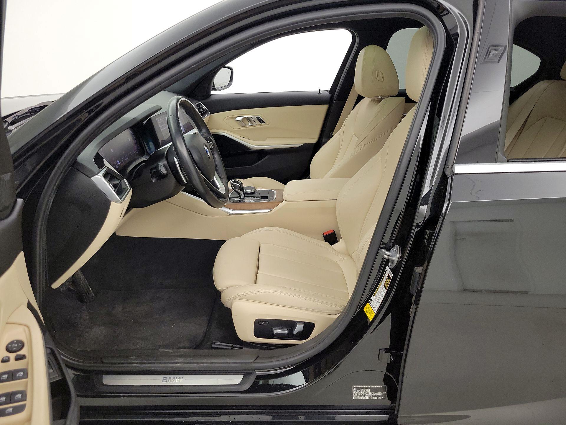 Thumbnail: 2020 BMW 3 Series - 11