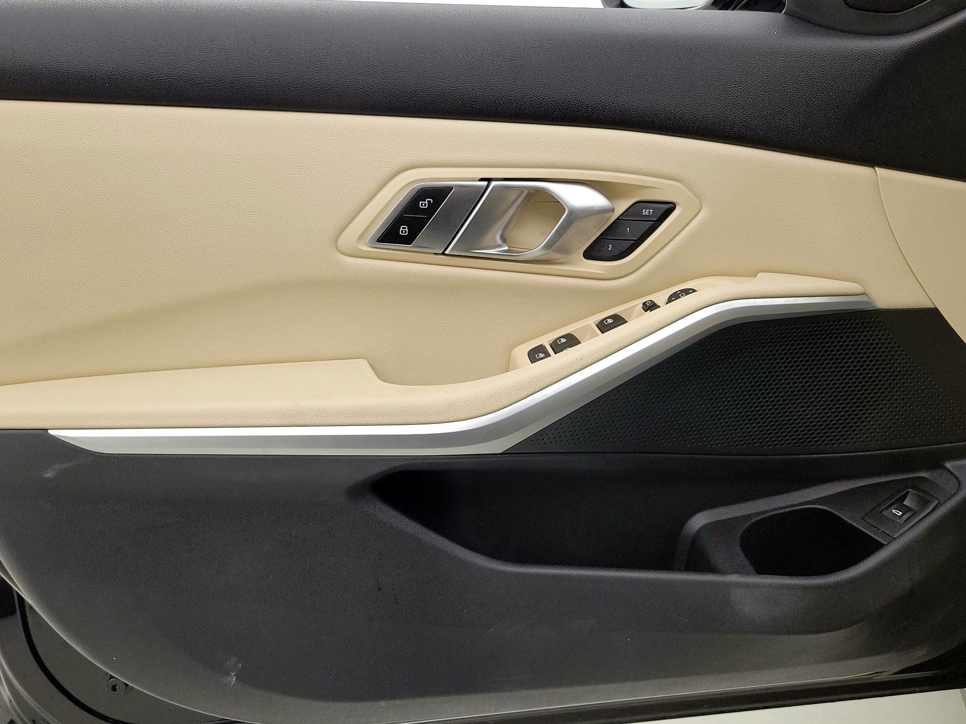 Thumbnail: 2020 BMW 3 Series - 12