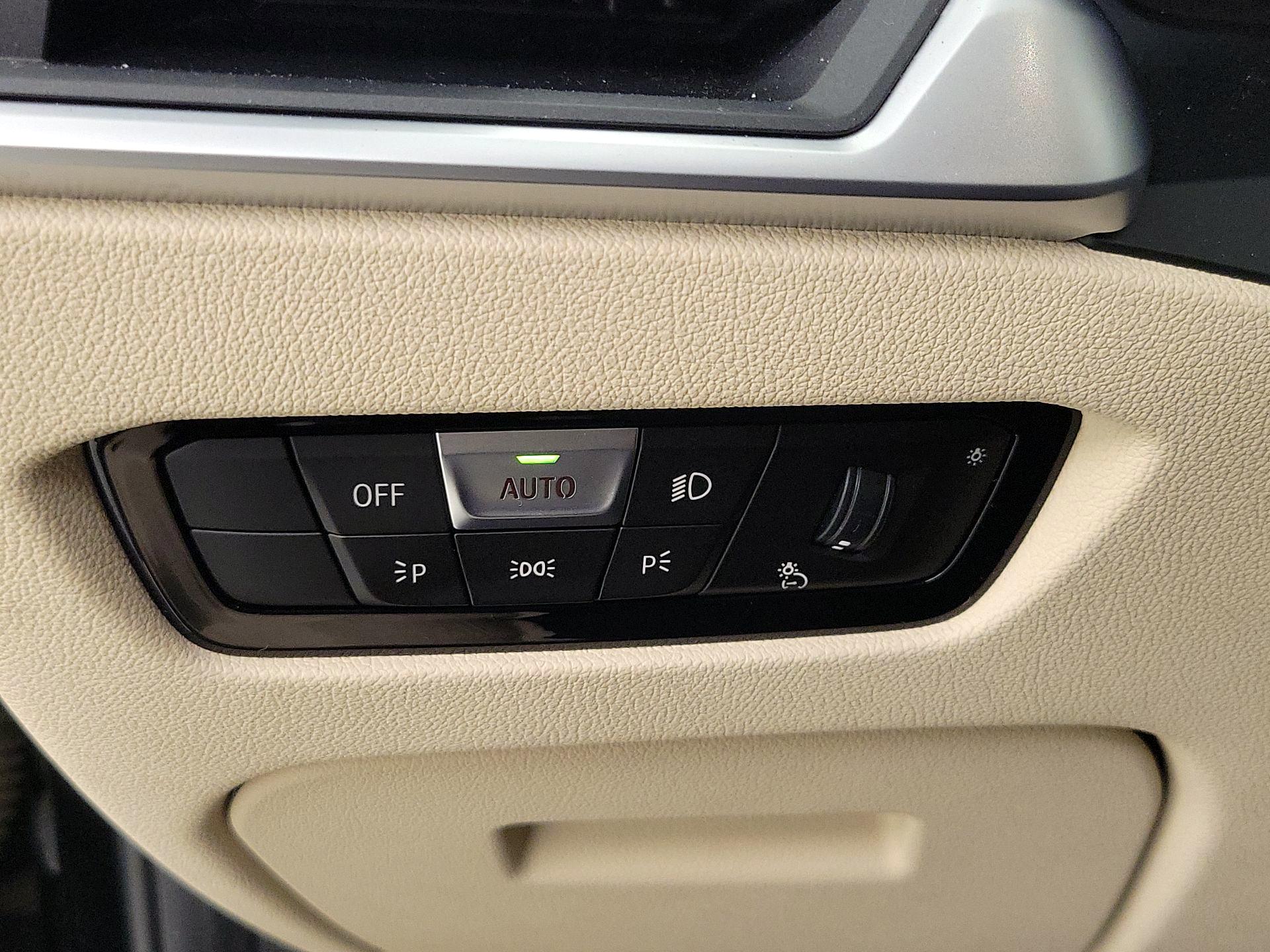 Thumbnail: 2020 BMW 3 Series - 13