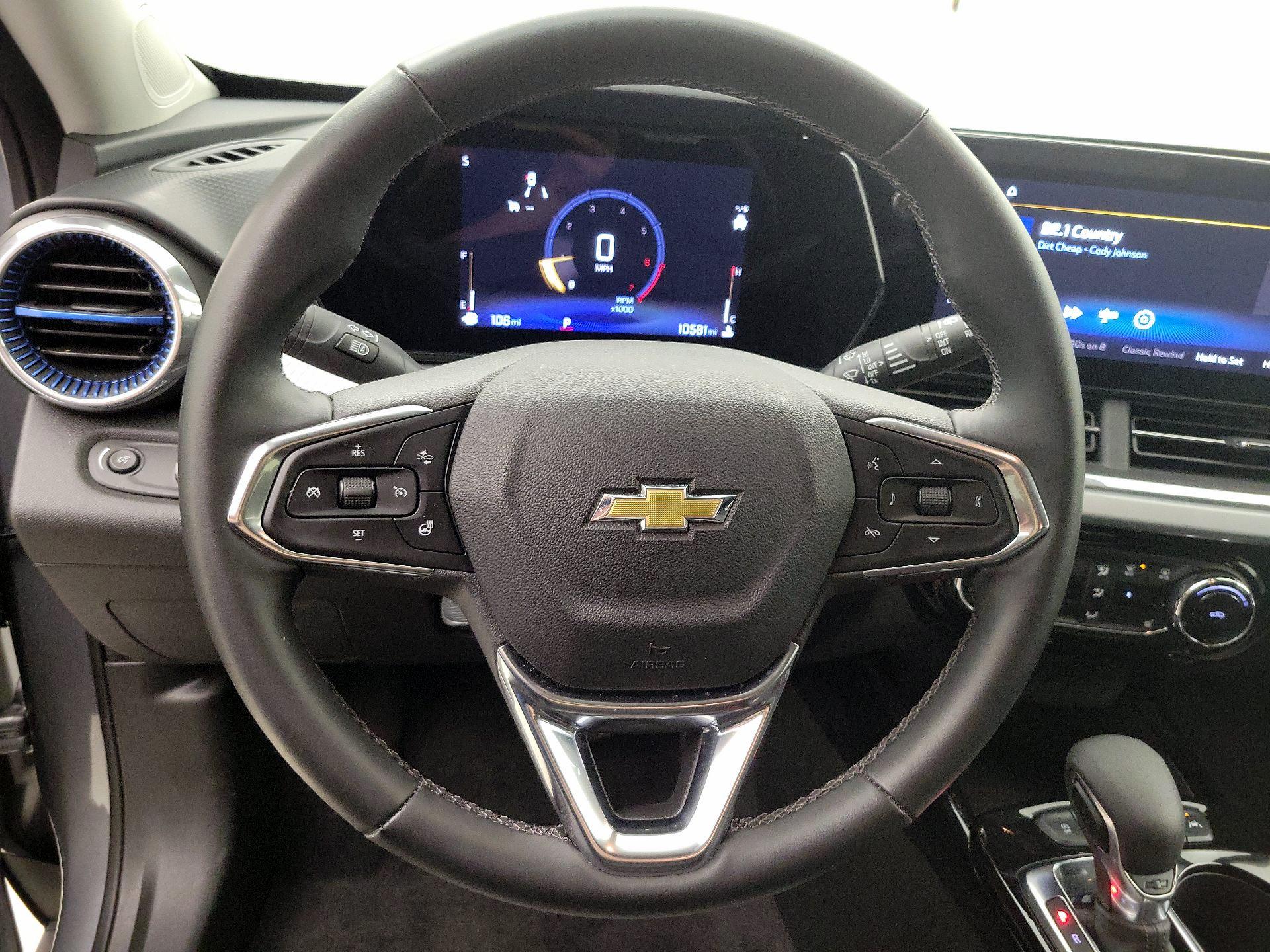 Thumbnail: 2024 Chevrolet Trax - 10