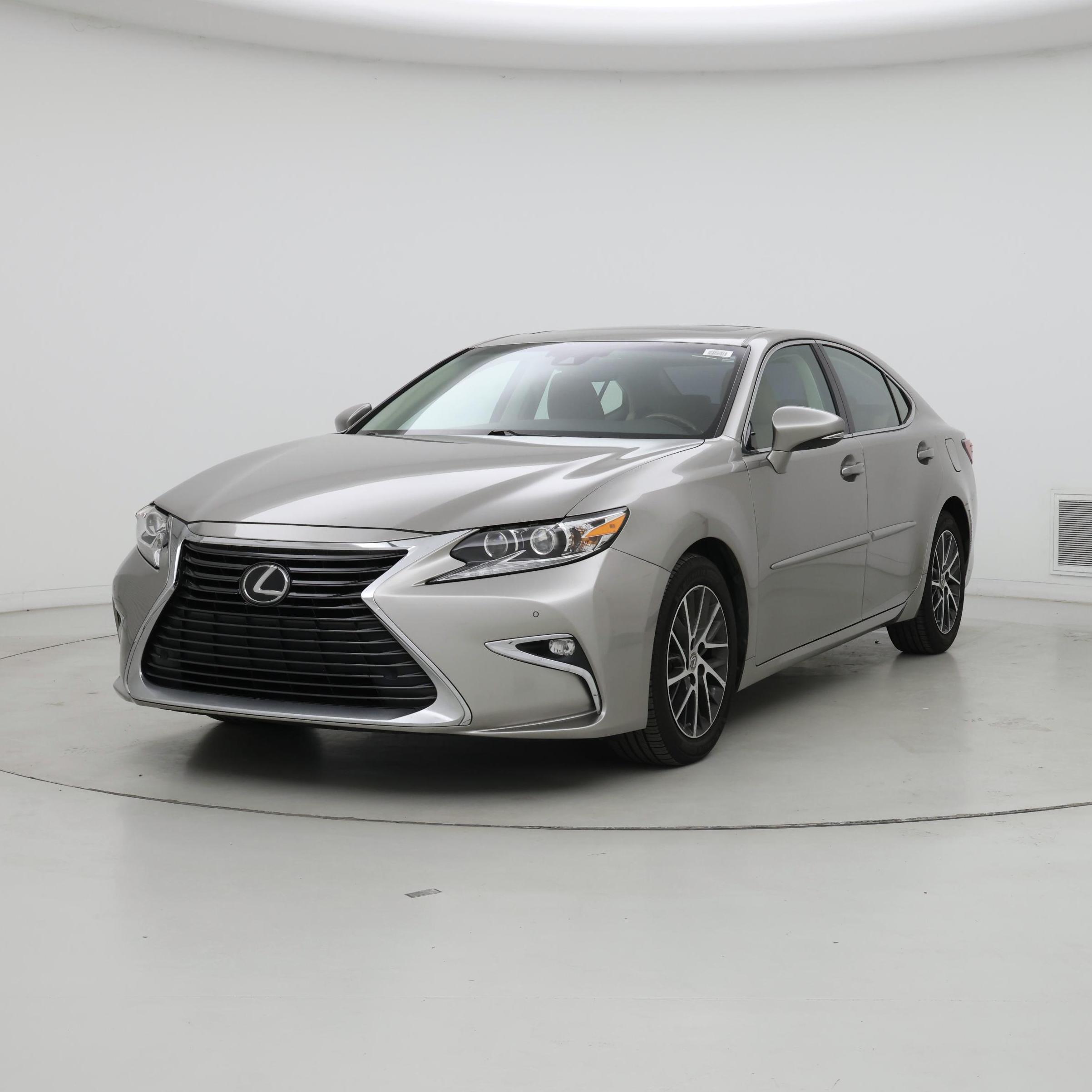 Thumbnail: 2016 Lexus ES - 4