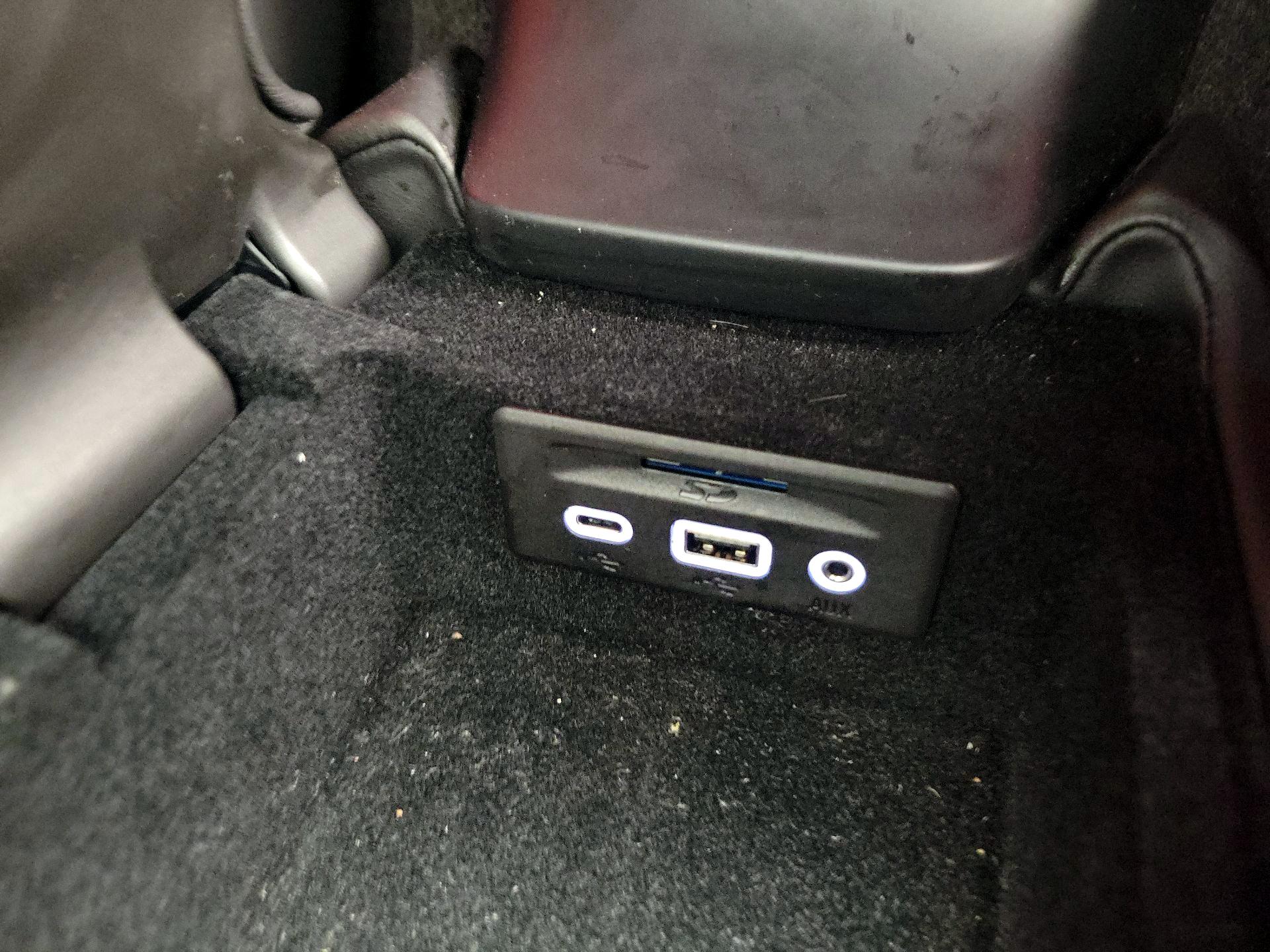 Thumbnail: 2023 Chevrolet Corvette - 18