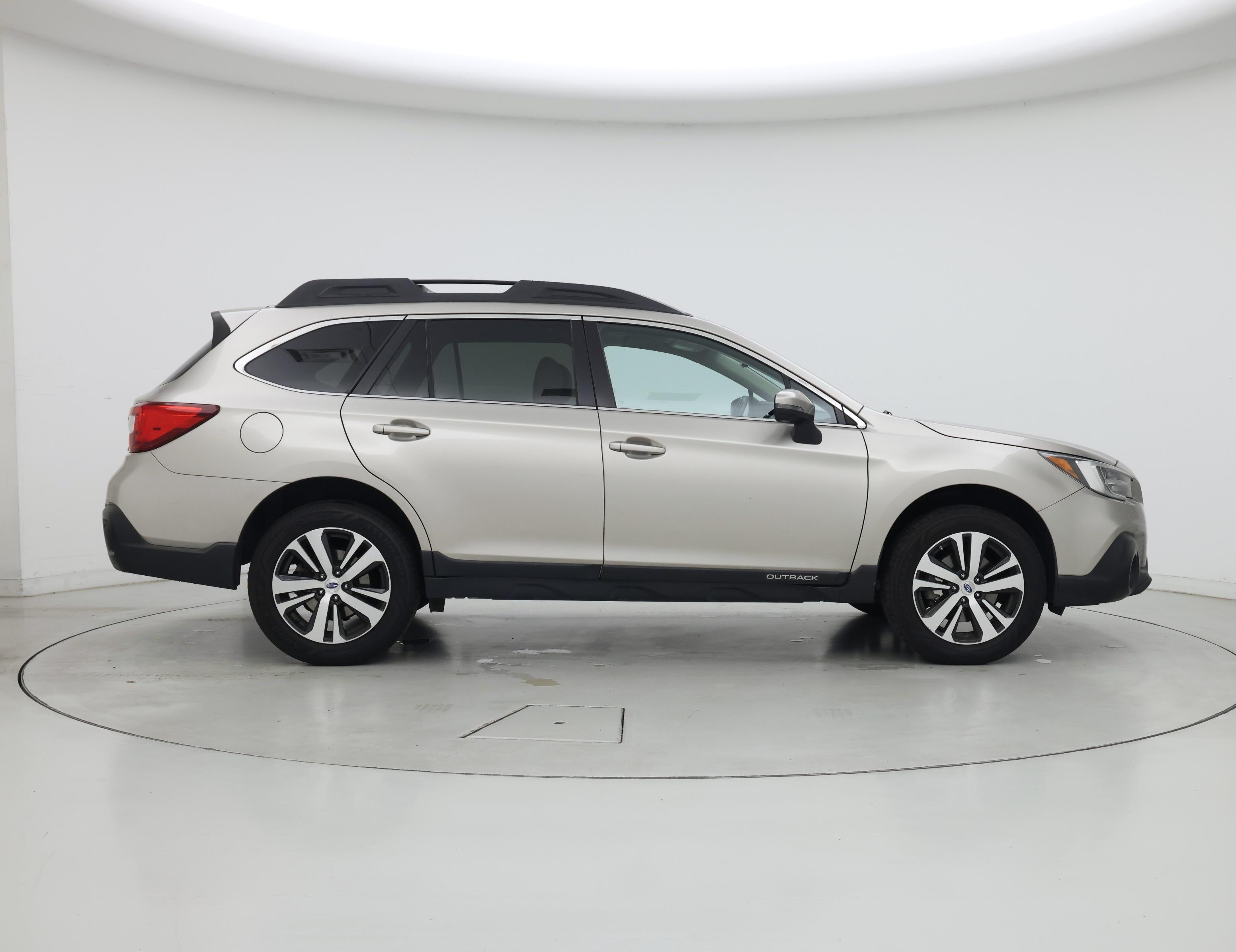 Thumbnail: 2018 Subaru Outback - 7