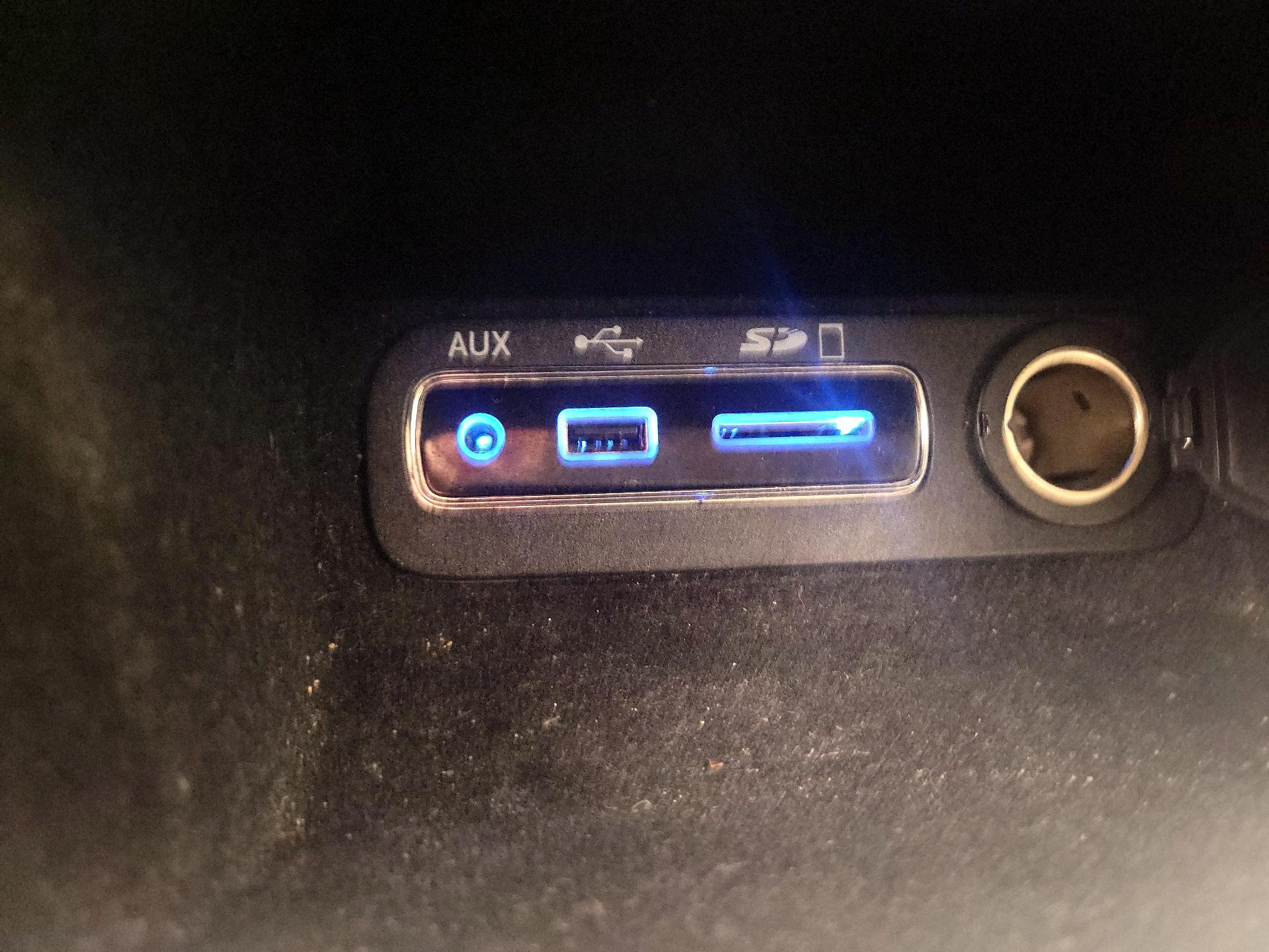 Thumbnail: 2014 Jeep Grand Cherokee - 18