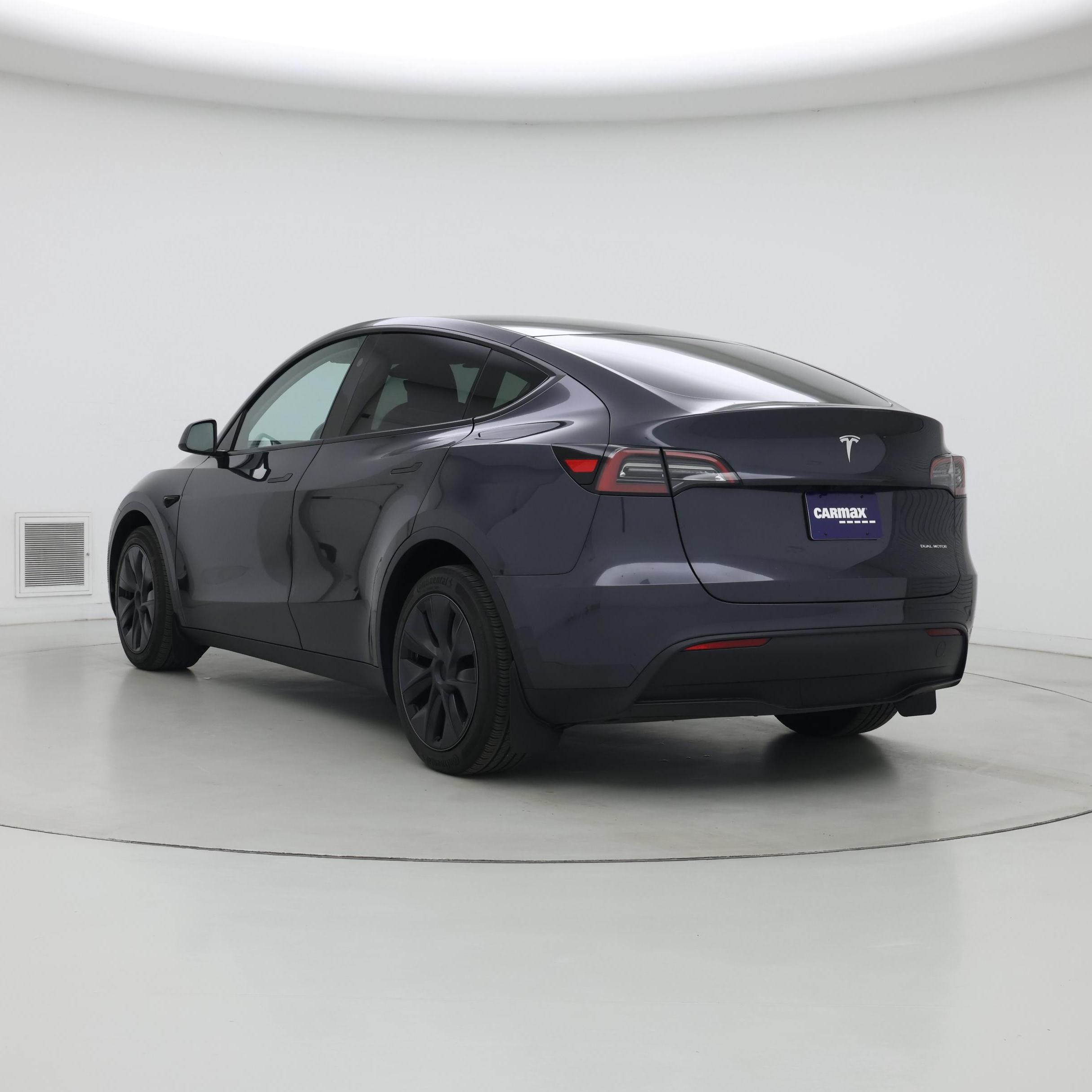 Thumbnail: 2025 Tesla Model Y - 2
