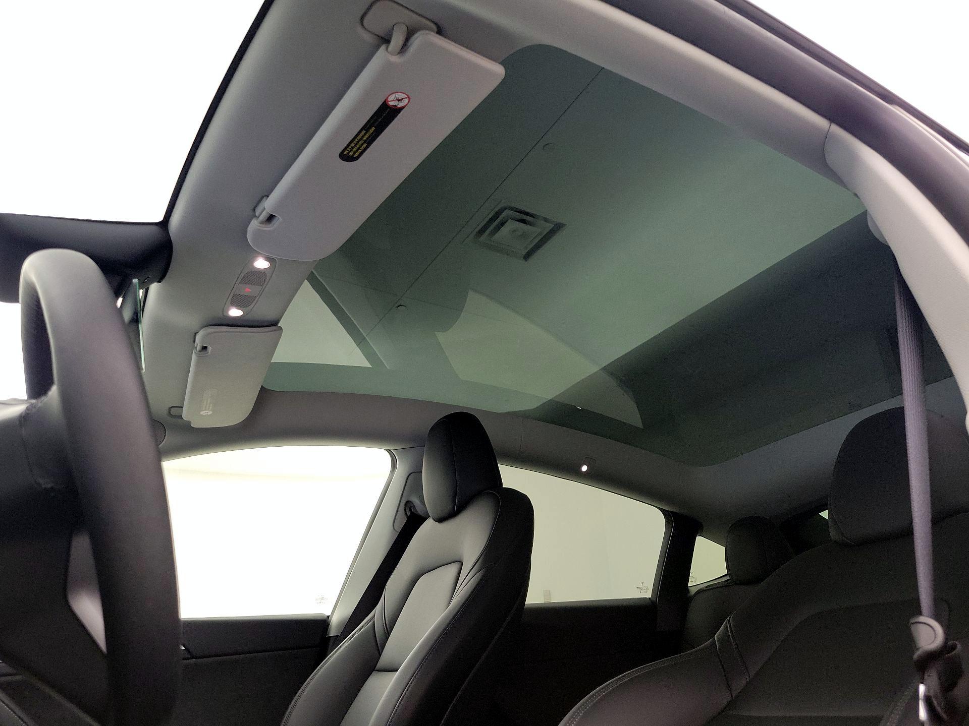 Thumbnail: 2025 Tesla Model Y - 19