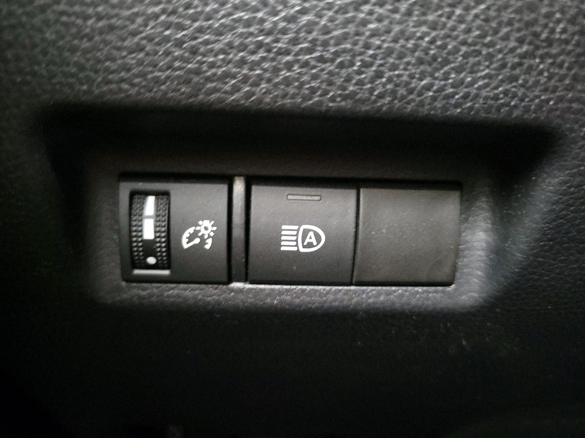 Thumbnail: 2023 Toyota RAV4 - 13