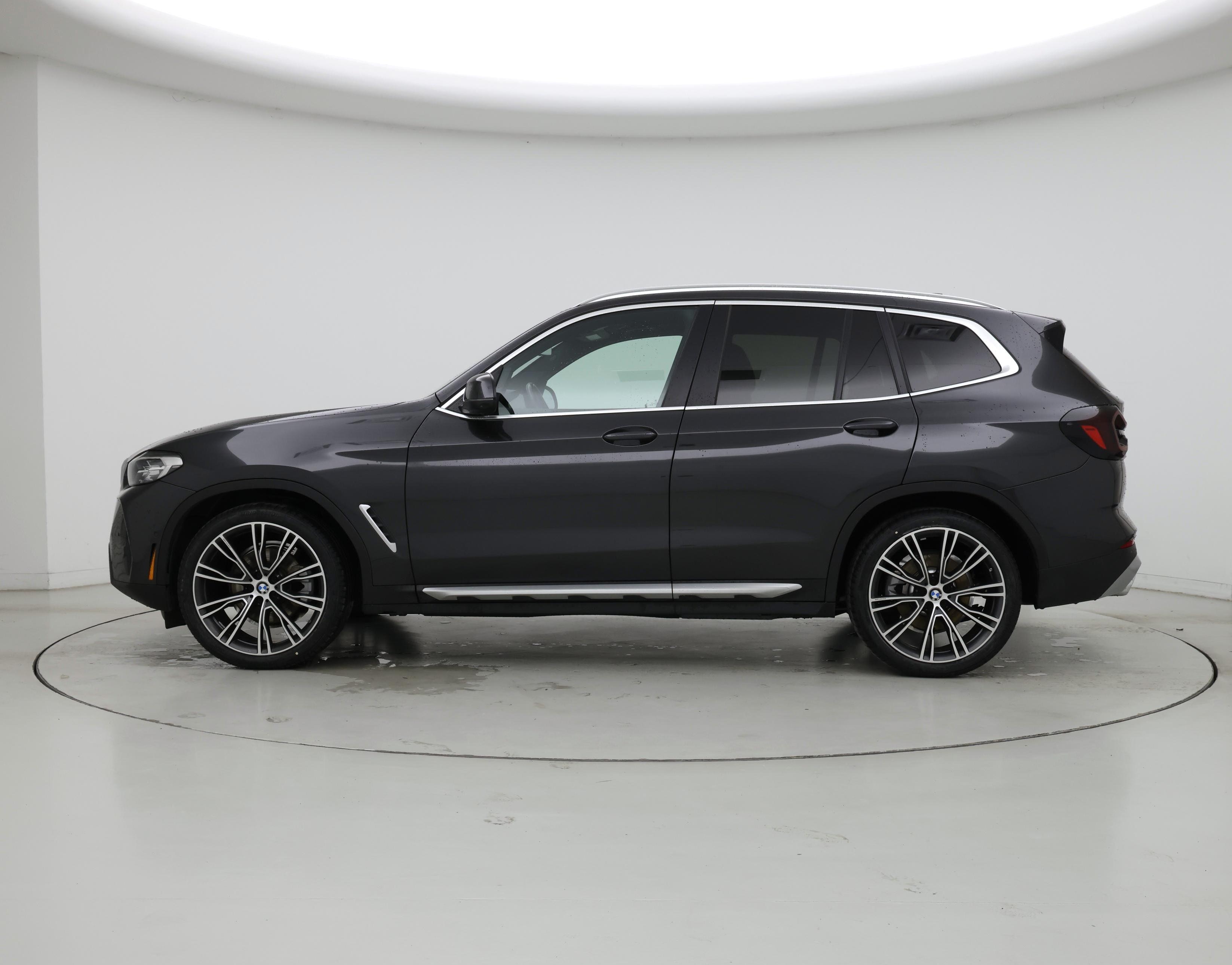 Thumbnail: 2023 BMW X3 - 3