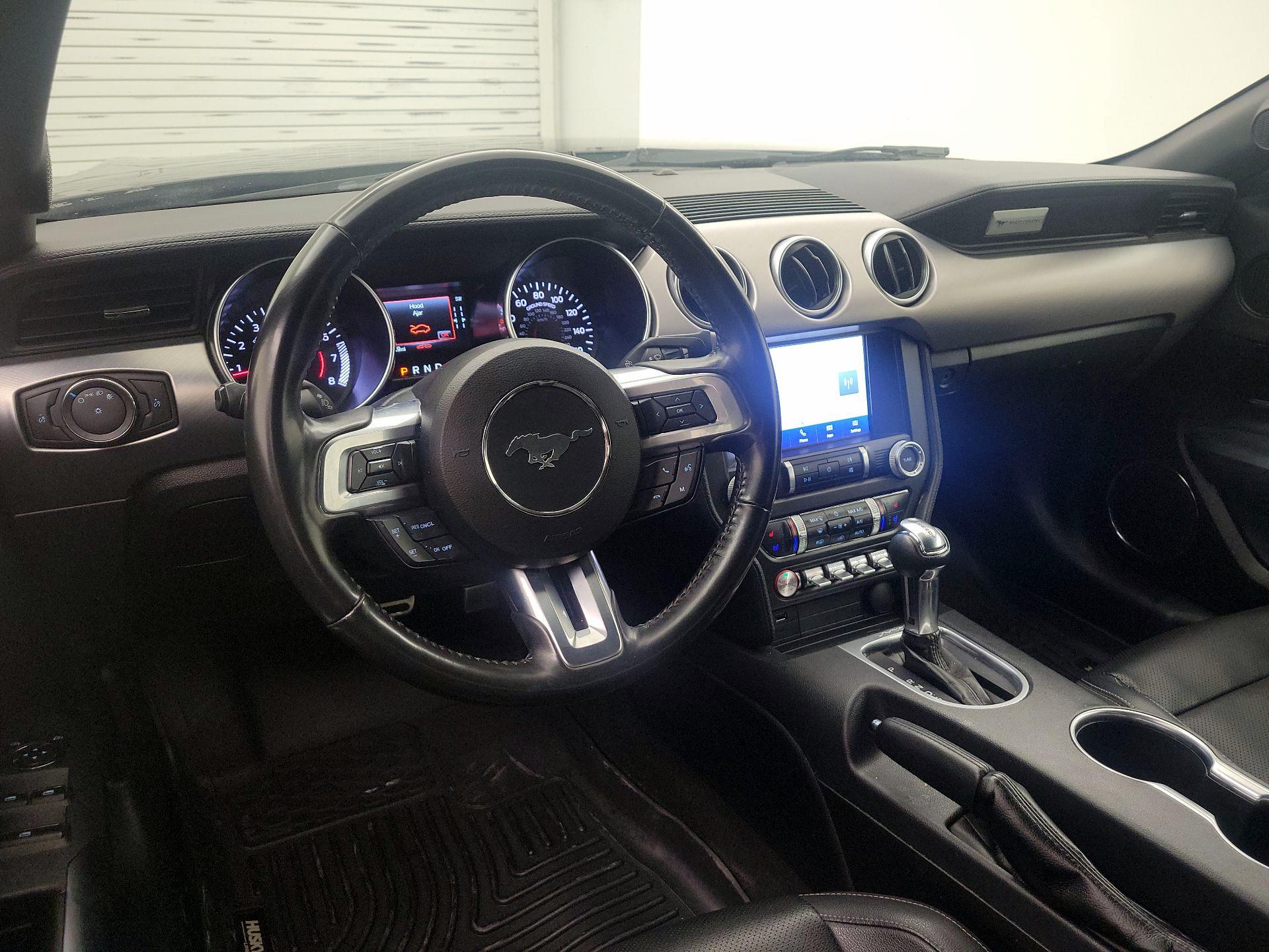 Thumbnail: 2022 Ford Mustang - 9