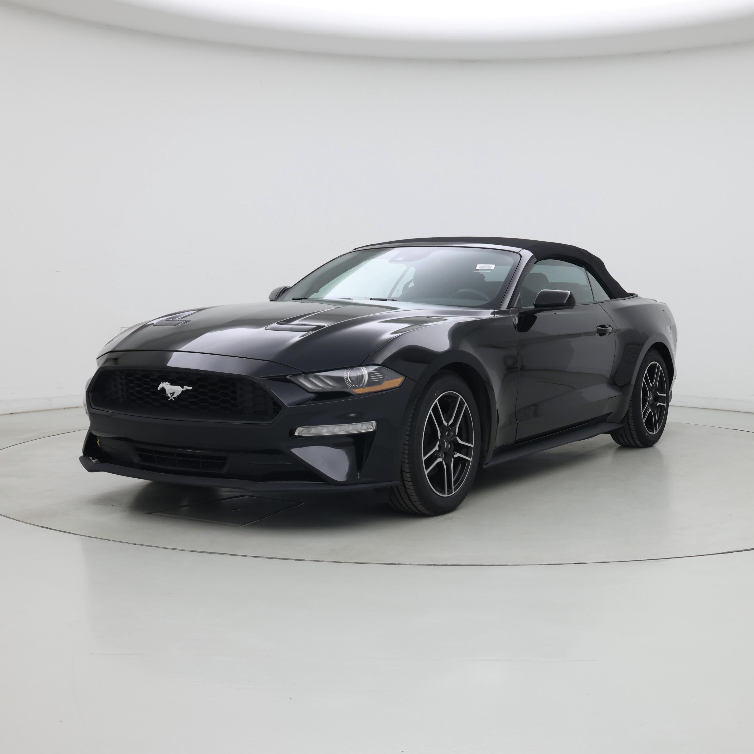 Thumbnail: 2022 Ford Mustang - 4