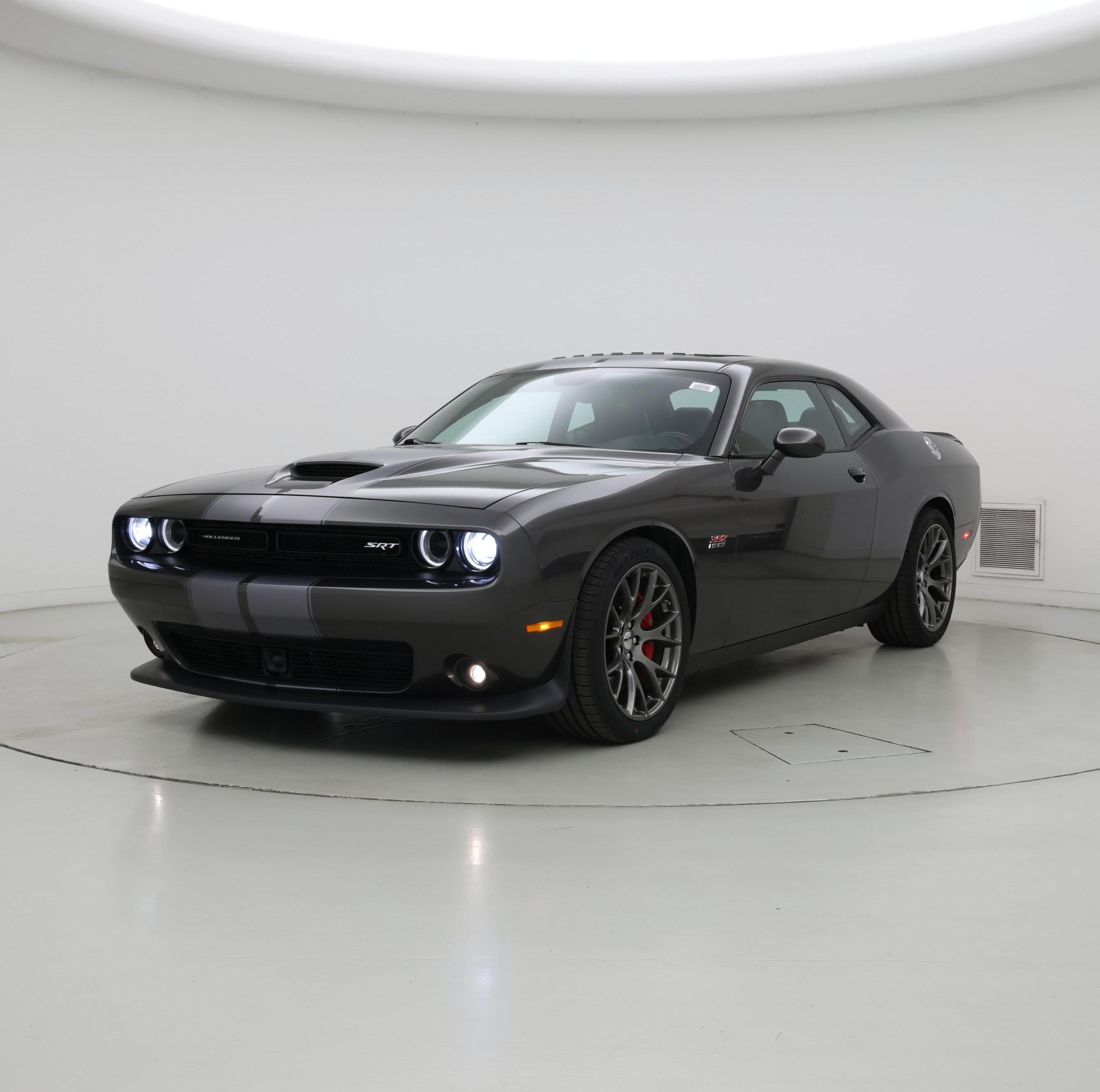 Thumbnail: 2016 Dodge Challenger - 4