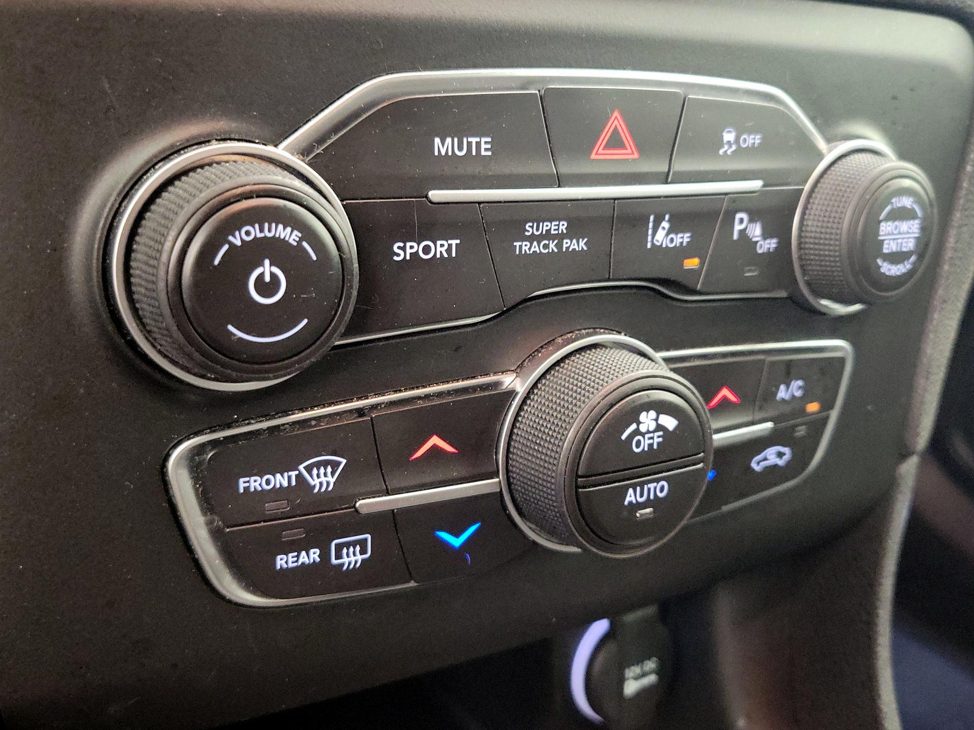 Thumbnail: 2023 Dodge Charger - 16