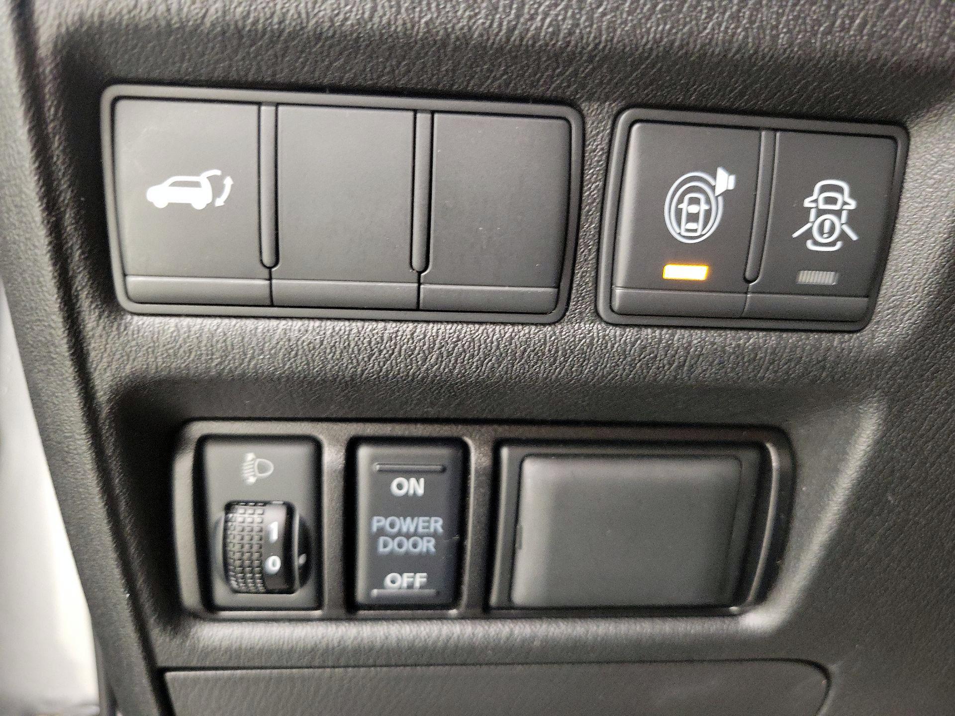 Thumbnail: 2019 Nissan Armada - 13