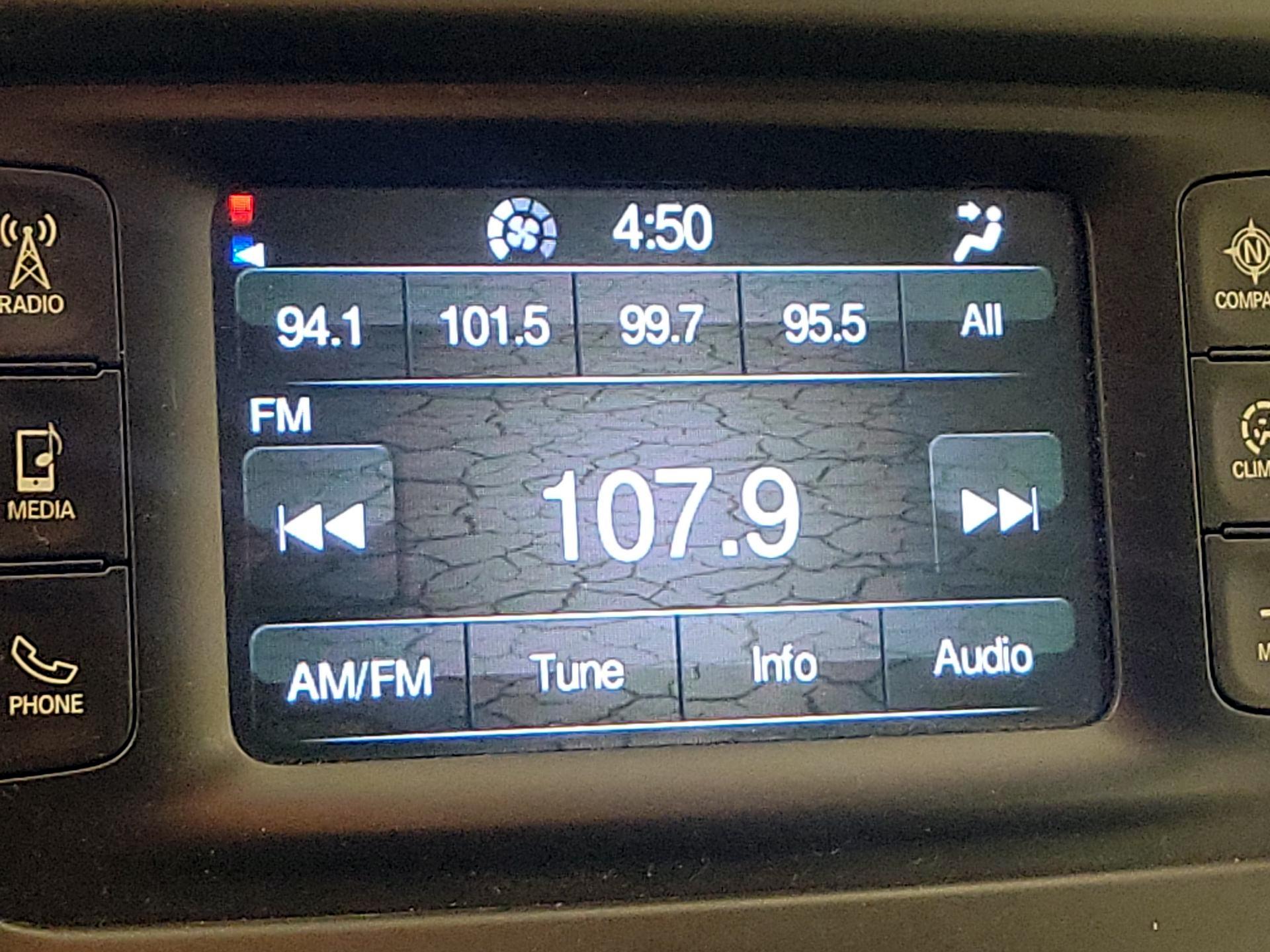 Thumbnail: 2014 Jeep Cherokee - 14