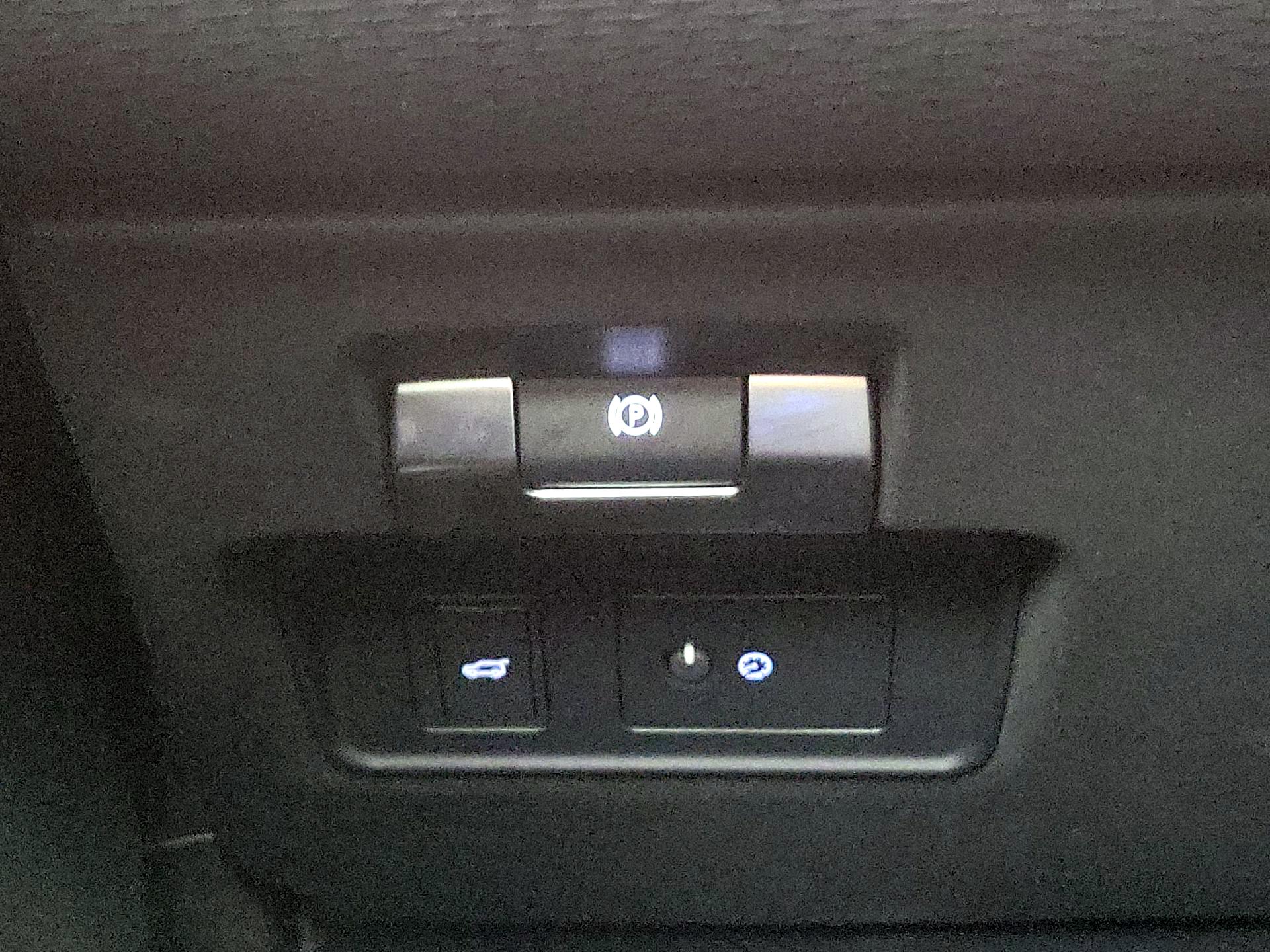 Thumbnail: 2023 Land Rover Range Rover Evoque - 13