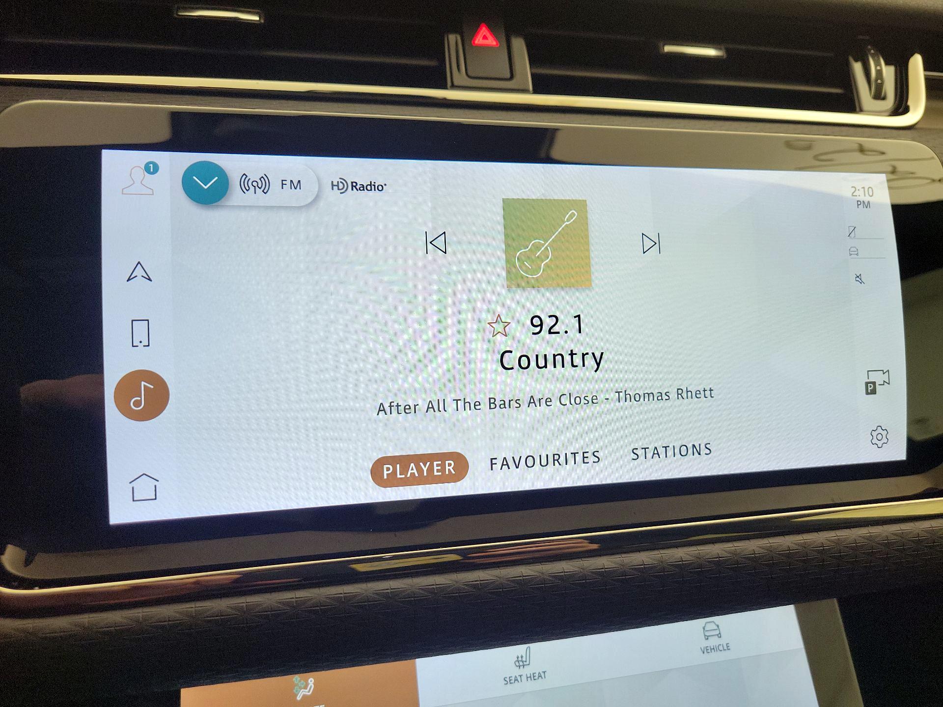 Thumbnail: 2023 Land Rover Range Rover Evoque - 16