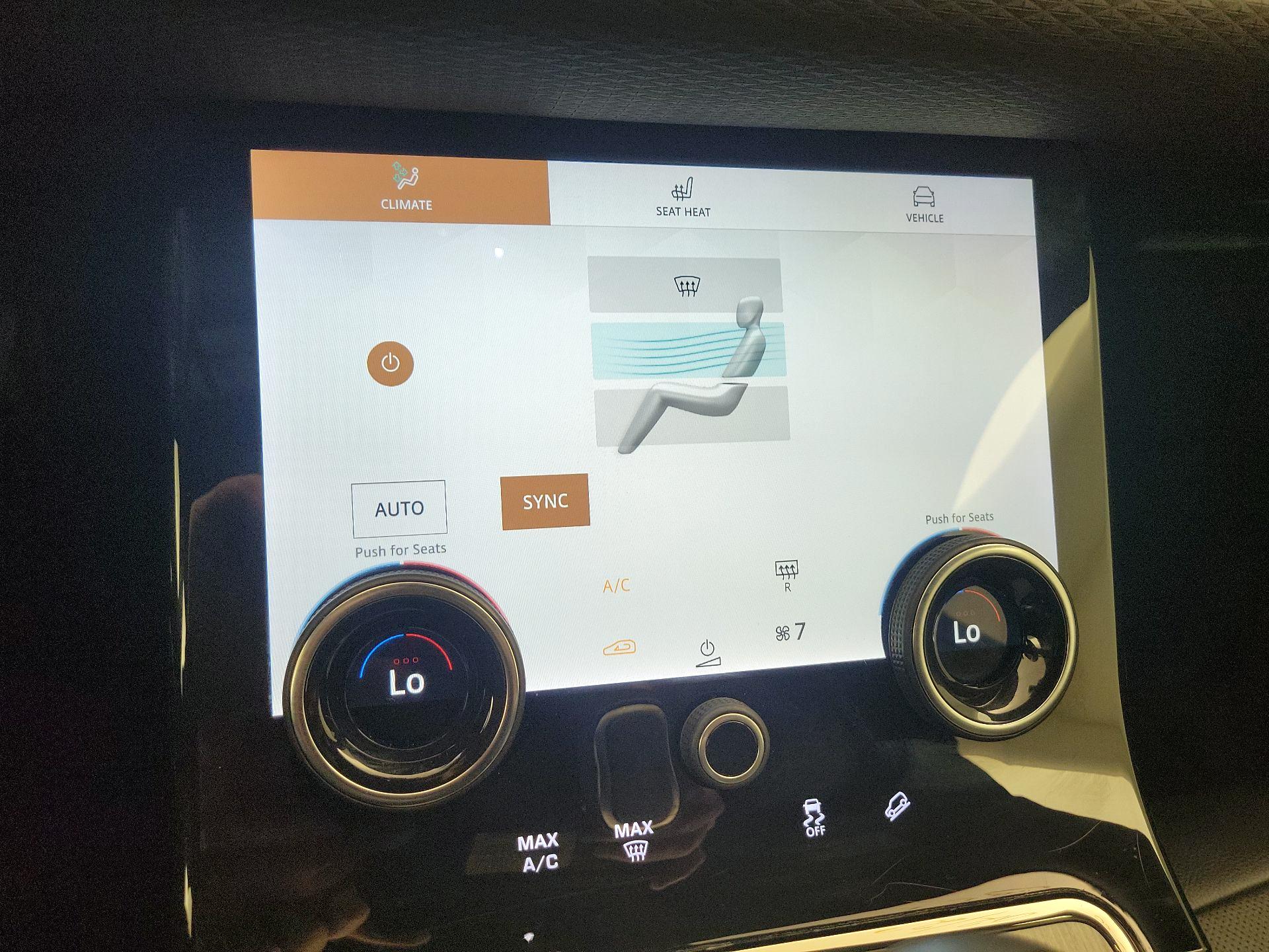 Thumbnail: 2023 Land Rover Range Rover Evoque - 17