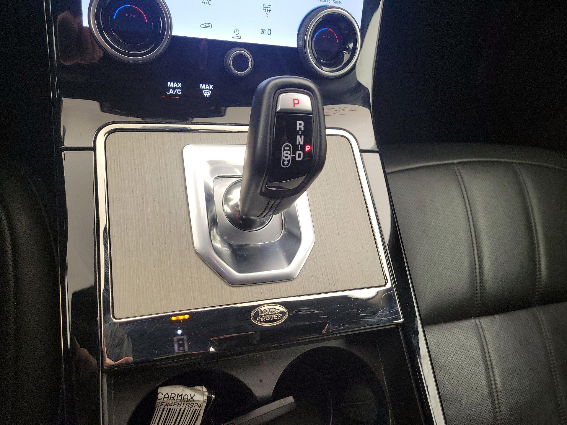 Thumbnail: 2023 Land Rover Range Rover Evoque - 18