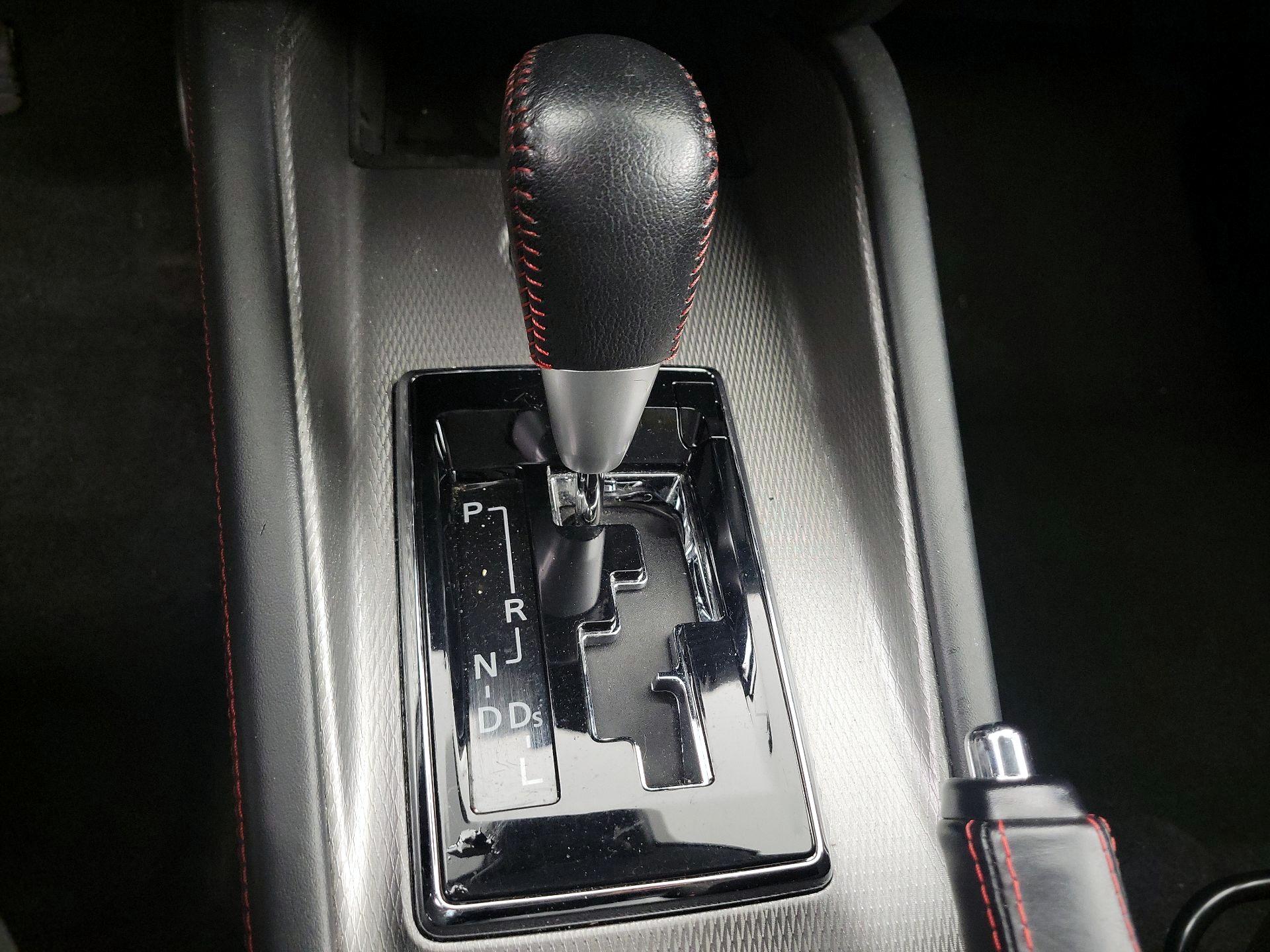 Thumbnail: 2021 Mitsubishi Outlander Sport - 17