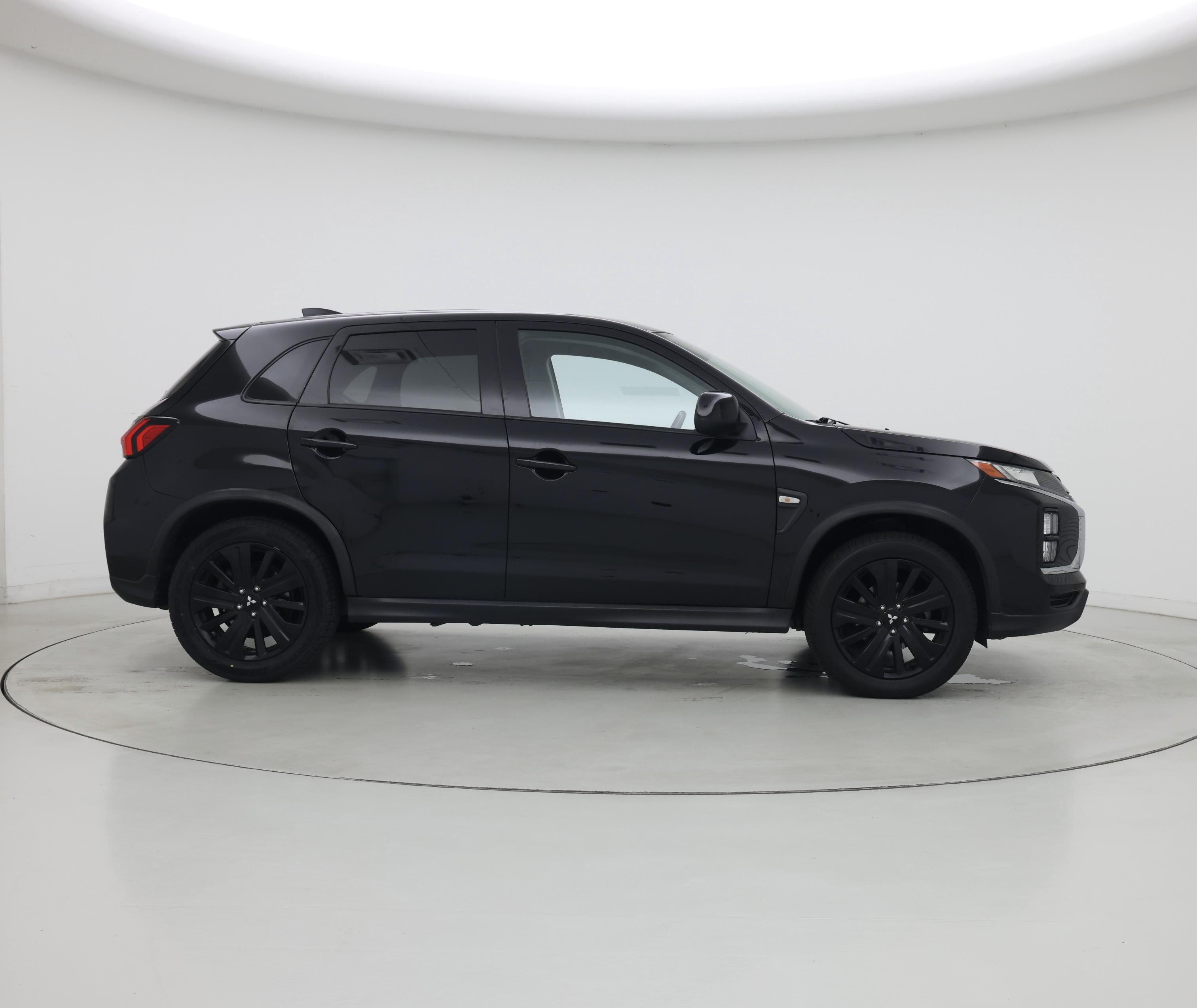 Thumbnail: 2021 Mitsubishi Outlander Sport - 7
