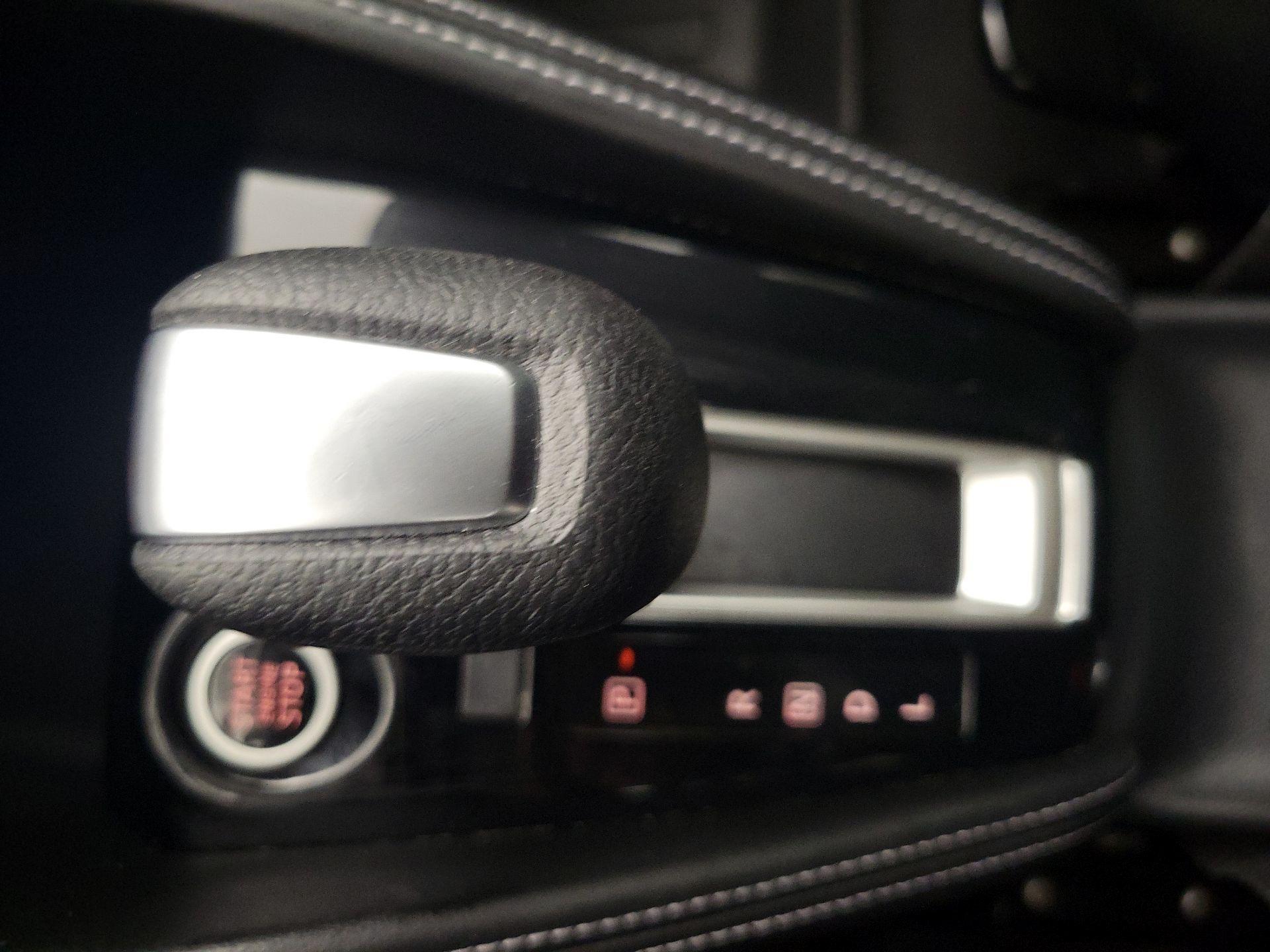 Thumbnail: 2018 Nissan Kicks - 17