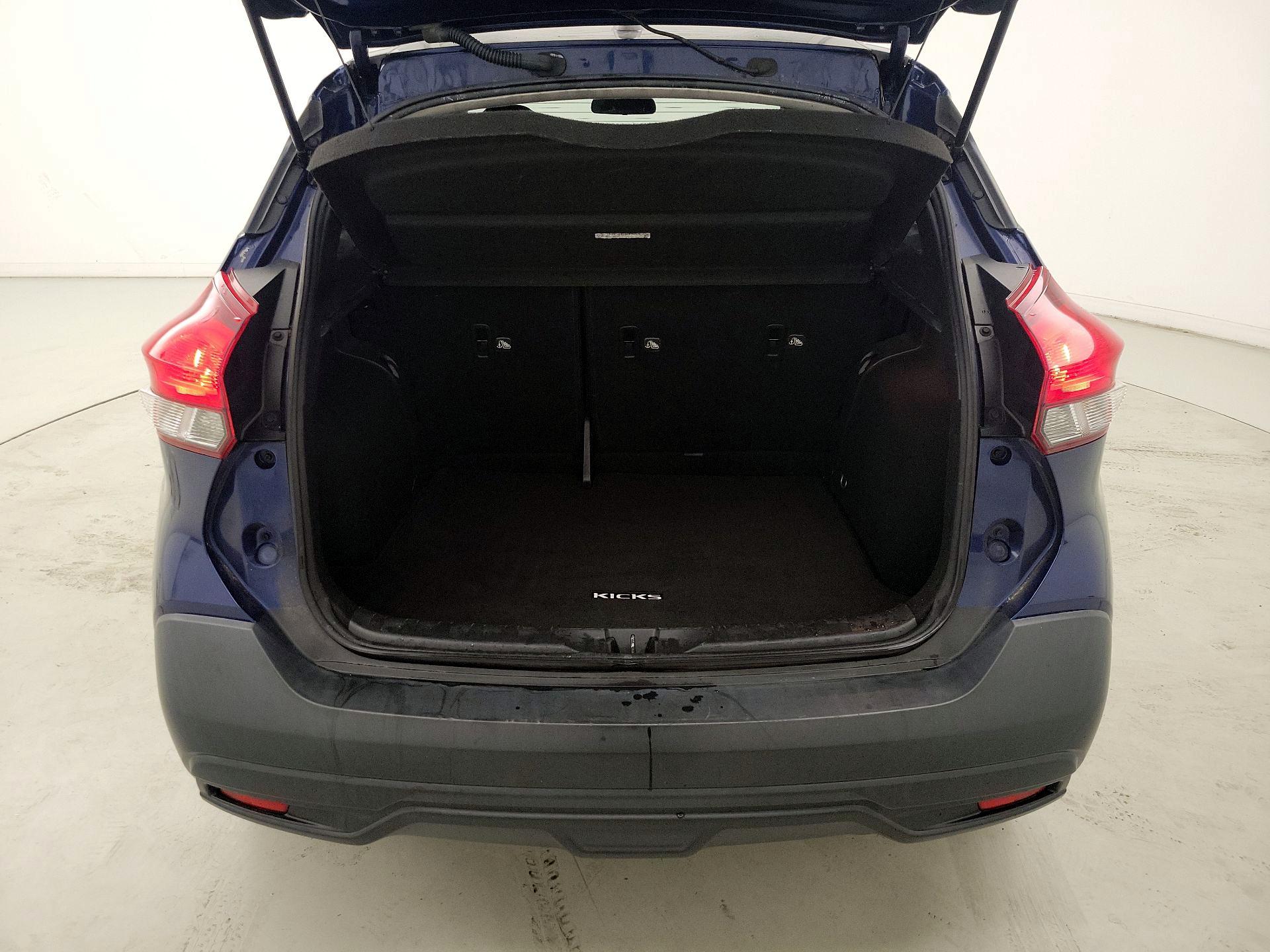 Thumbnail: 2018 Nissan Kicks - 20