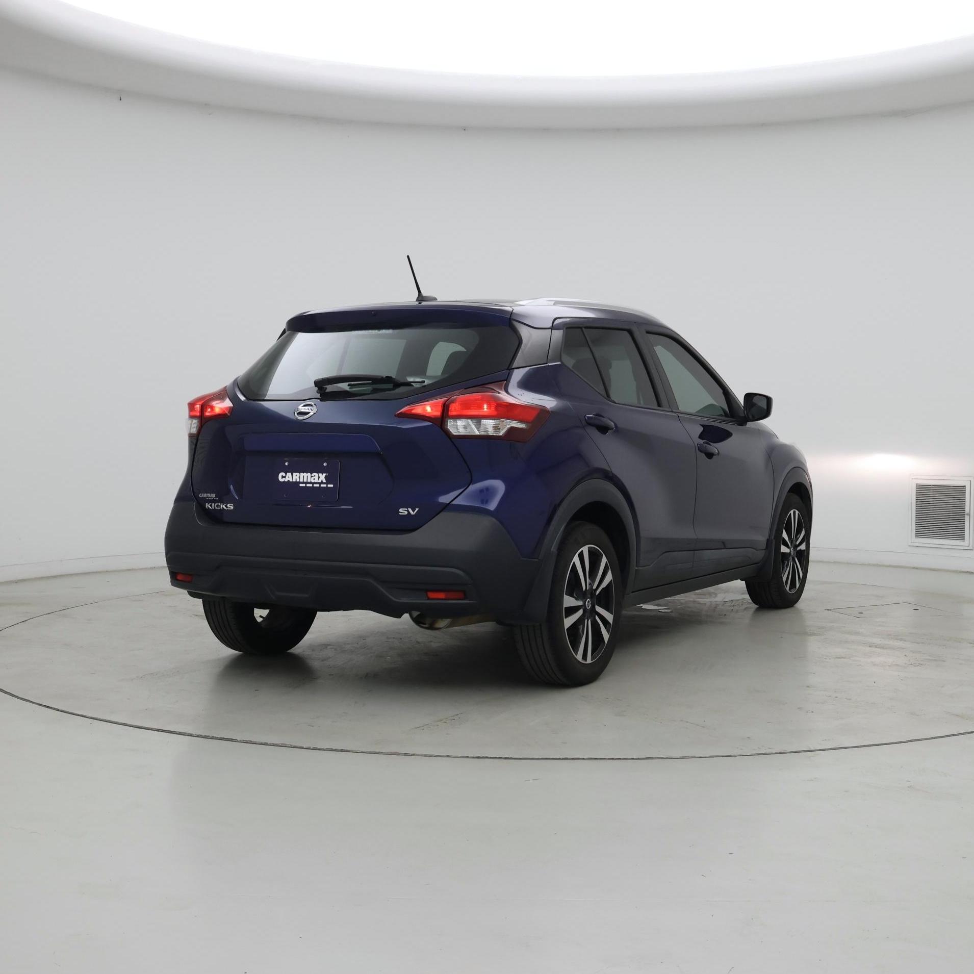Thumbnail: 2018 Nissan Kicks - 8