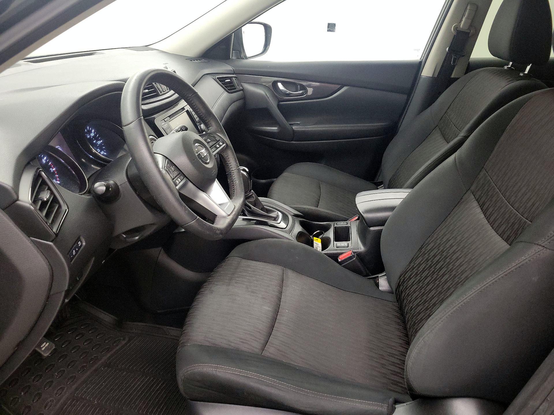 Thumbnail: 2018 Nissan Rogue - 11