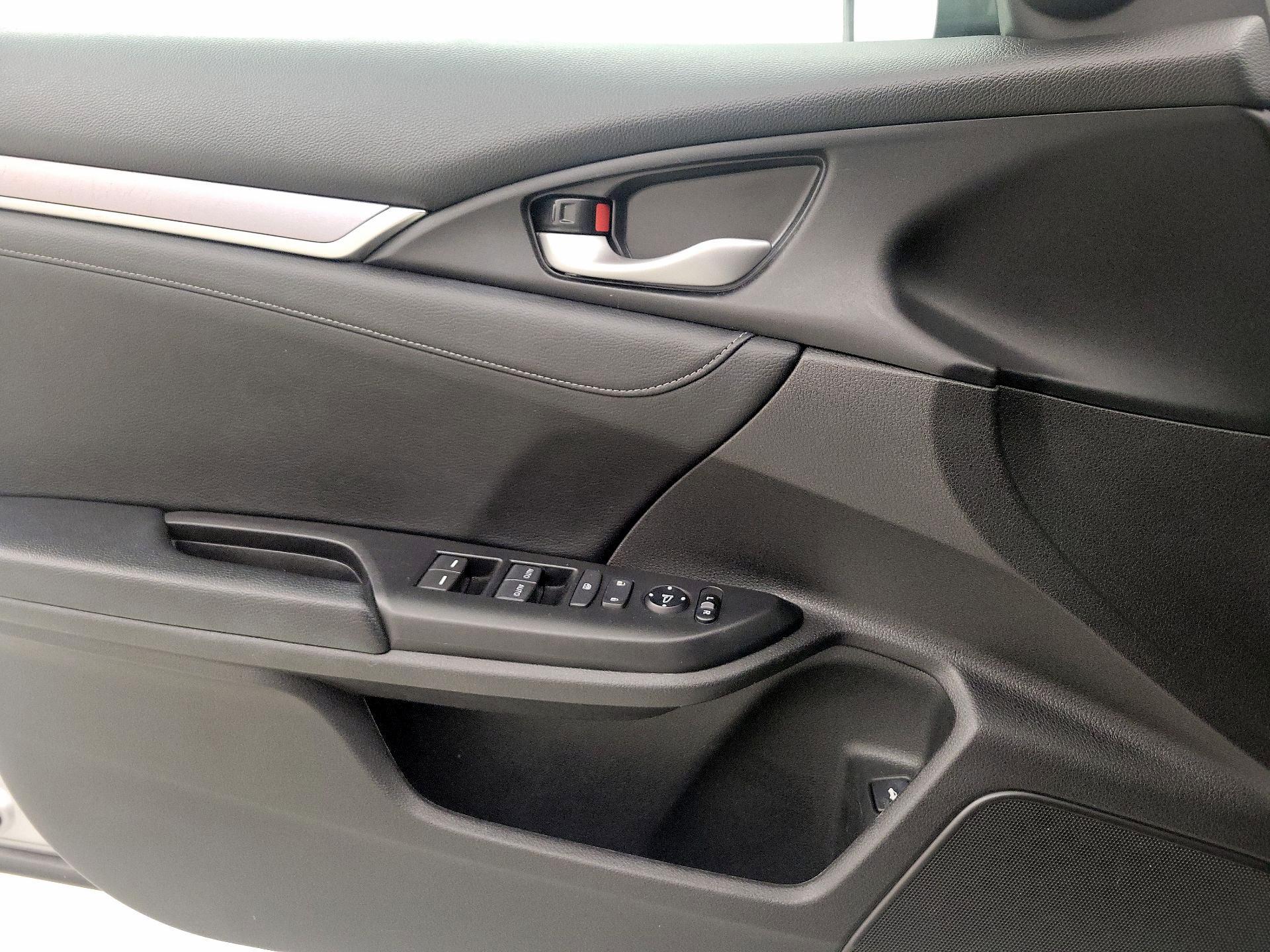 Thumbnail: 2018 Honda Civic - 12