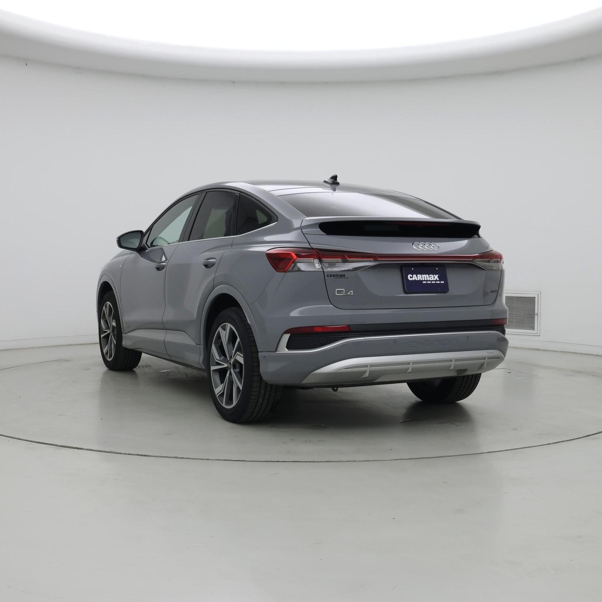 Thumbnail: 2023 Audi Q4 e-tron - 2