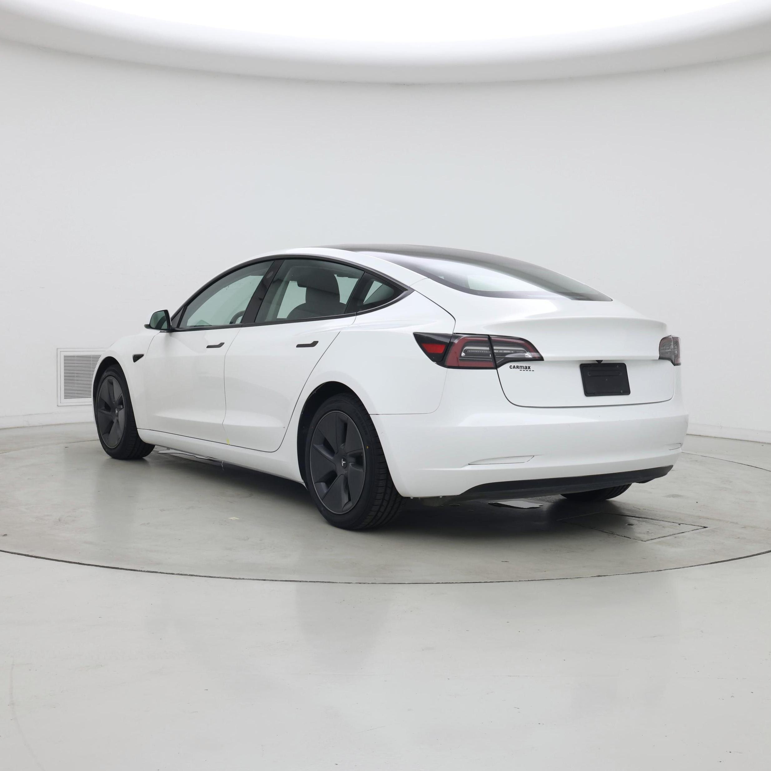 Thumbnail: 2021 Tesla Model 3 - 2