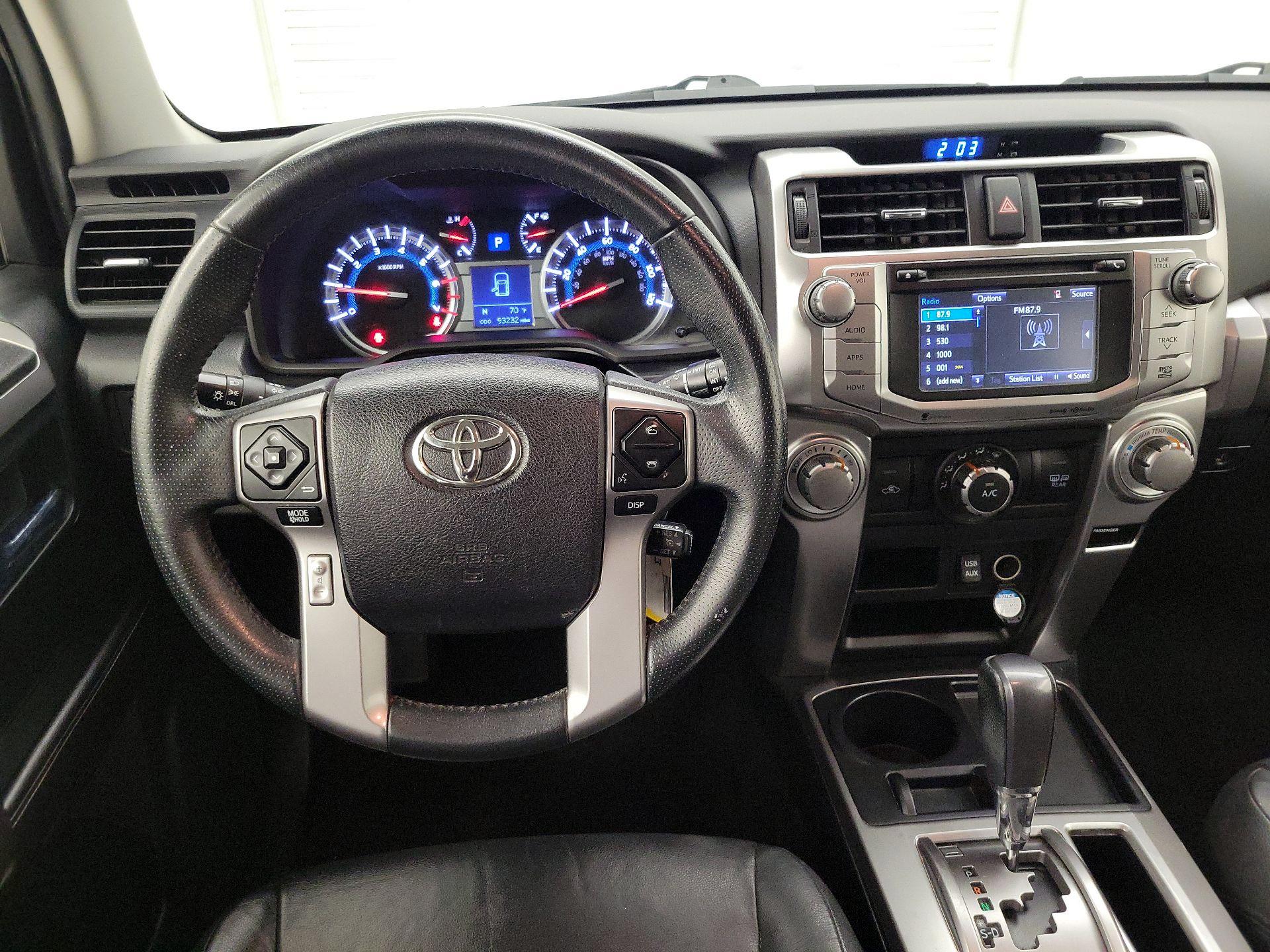 Thumbnail: 2016 Toyota 4Runner - 10