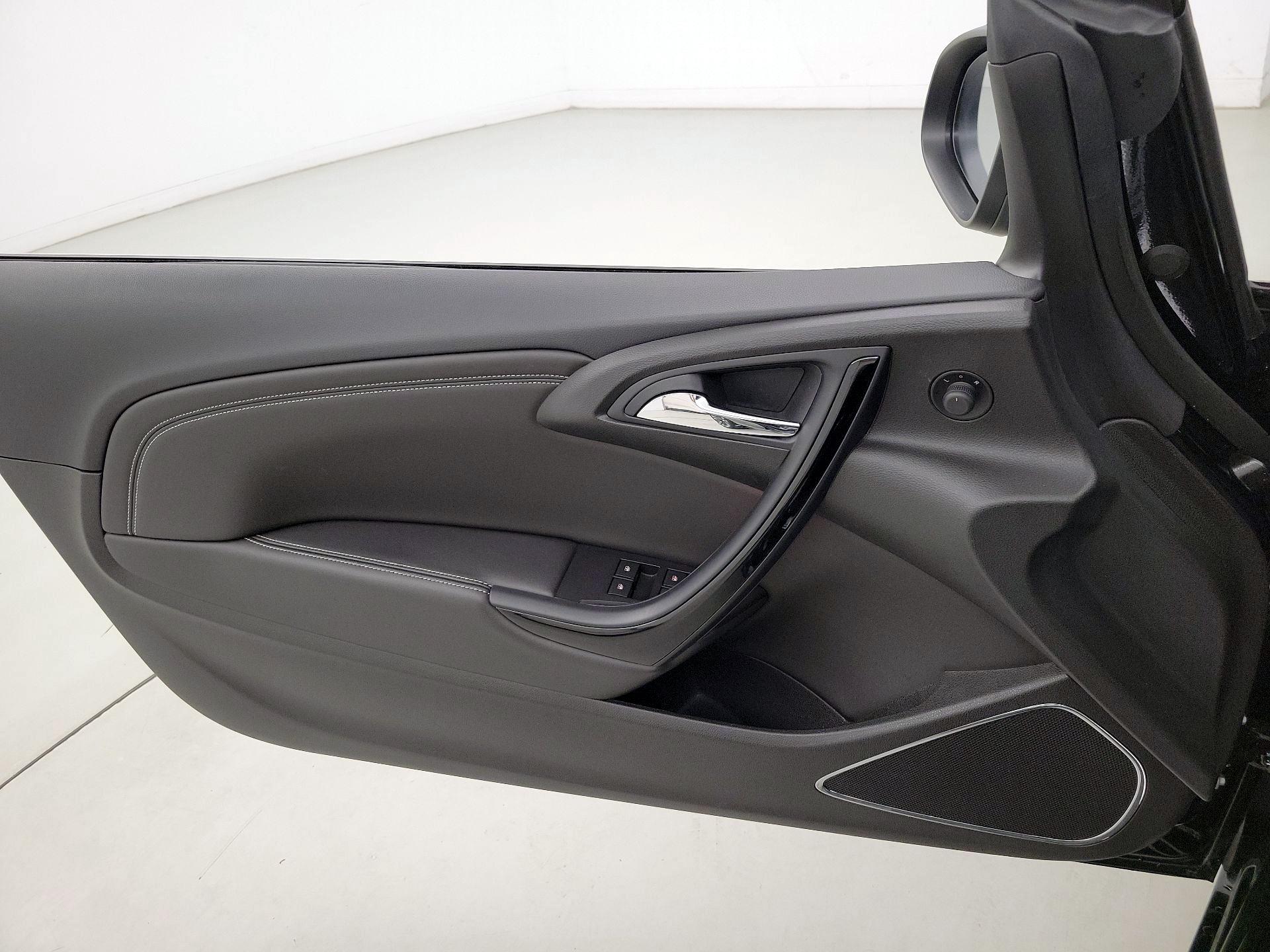 Thumbnail: 2019 Buick Cascada - 12