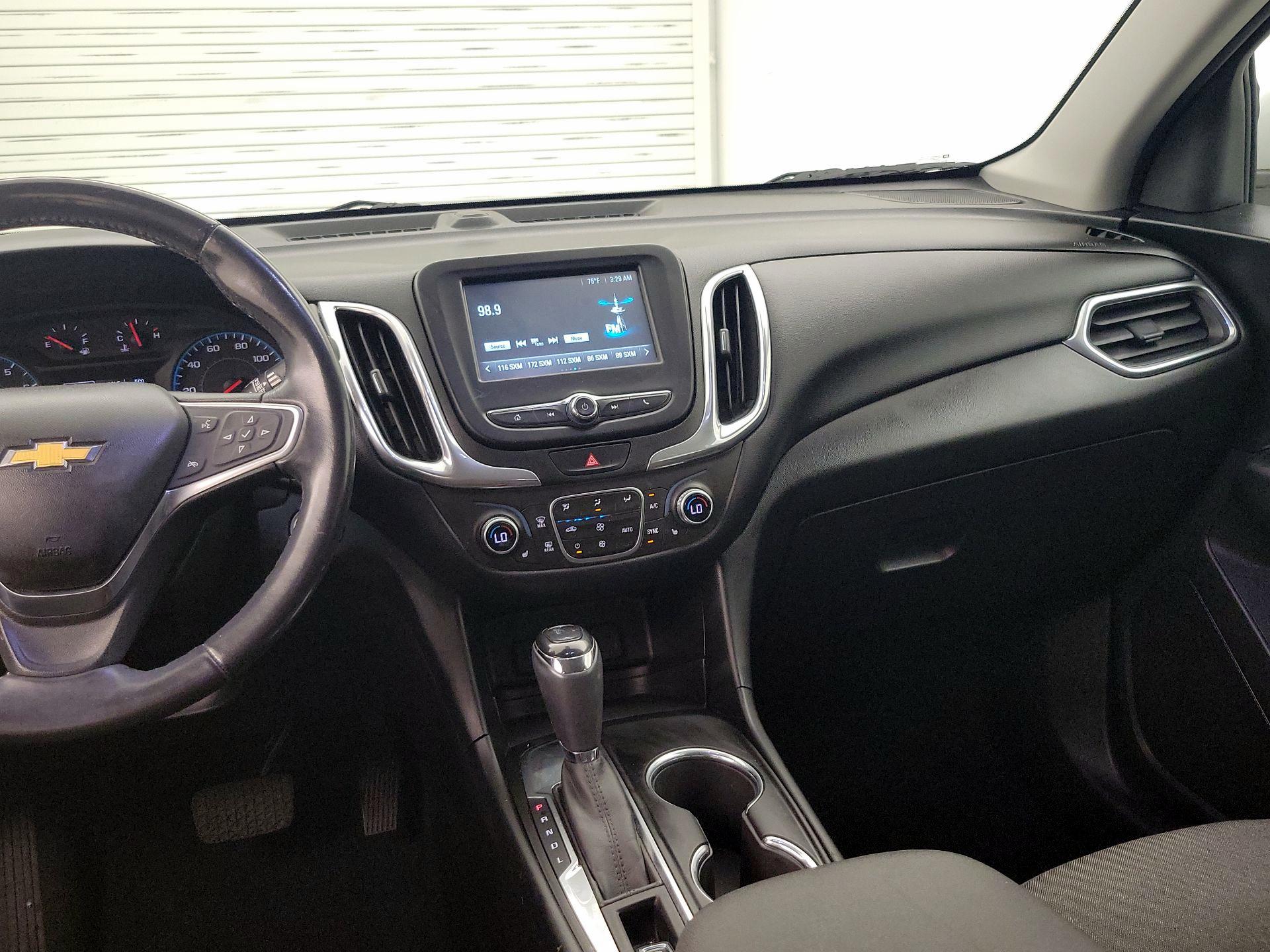 Thumbnail: 2018 Chevrolet Equinox - 9