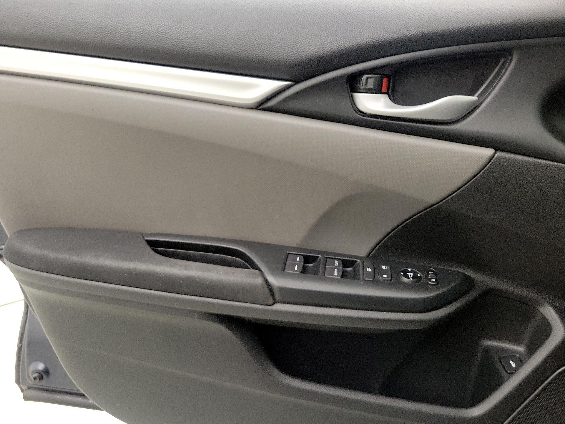 Thumbnail: 2019 Honda Civic - 12