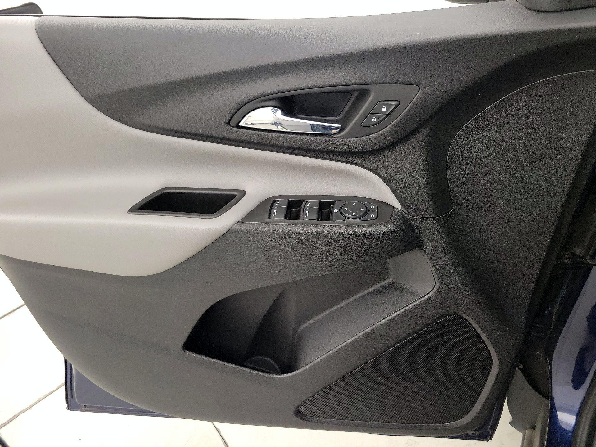 Thumbnail: 2022 Chevrolet Equinox - 12