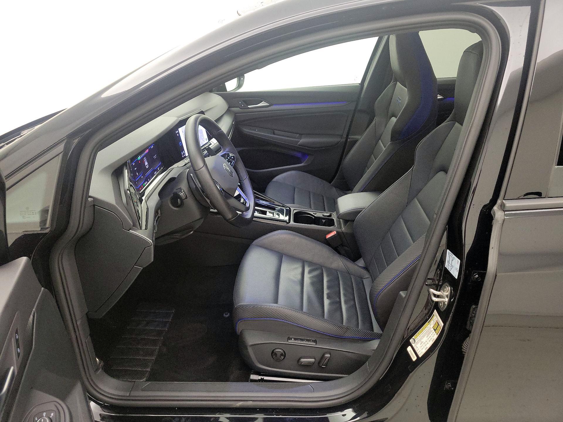 Thumbnail: 2023 Volkswagen Golf - 11