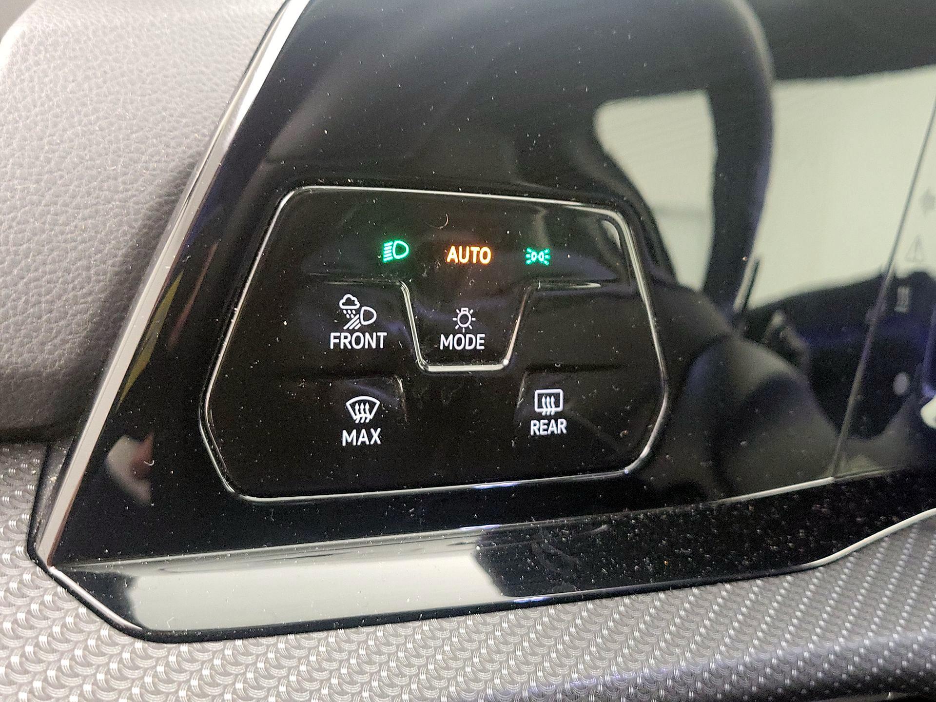 Thumbnail: 2023 Volkswagen Golf - 13