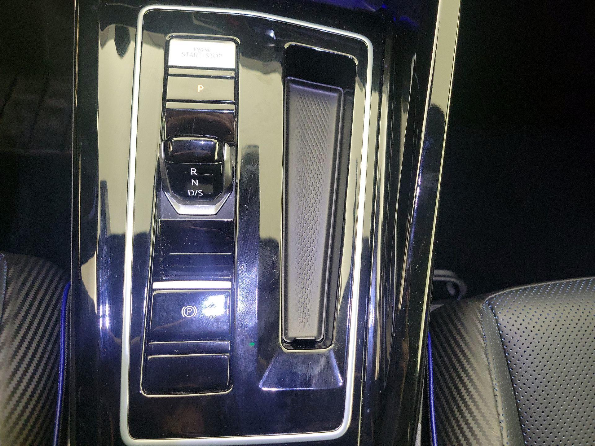 Thumbnail: 2023 Volkswagen Golf - 18