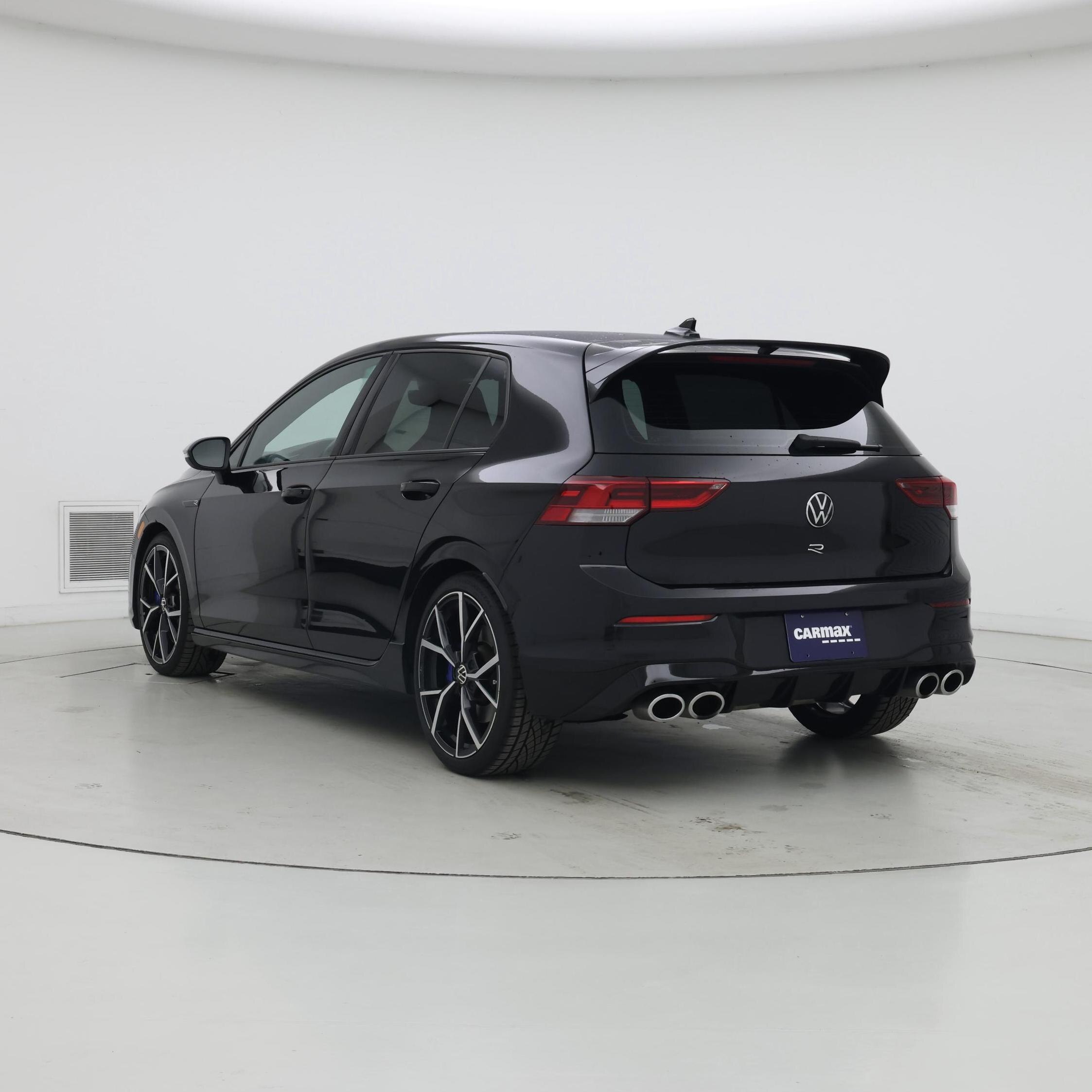 Thumbnail: 2023 Volkswagen Golf - 2