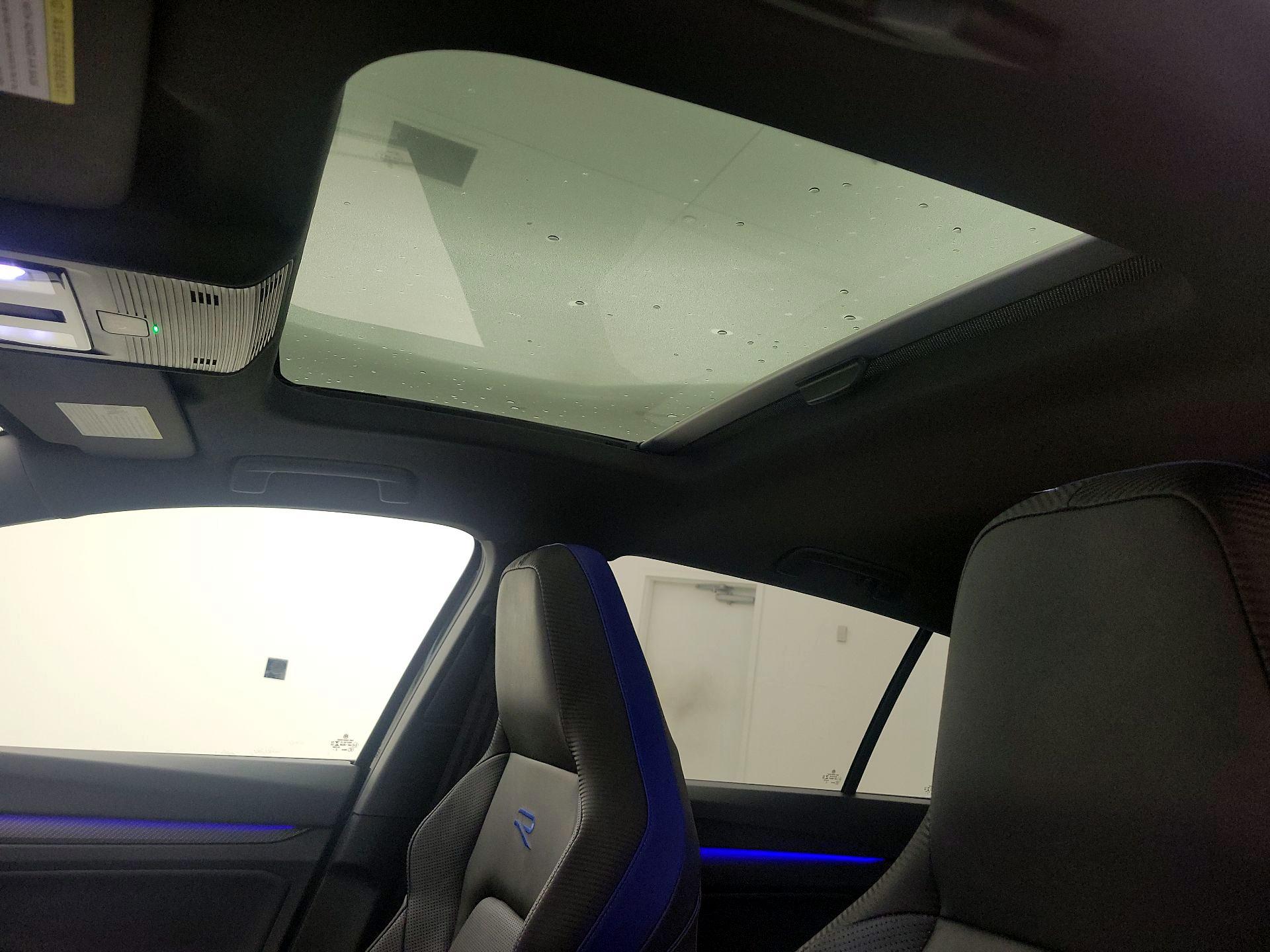 Thumbnail: 2023 Volkswagen Golf - 20