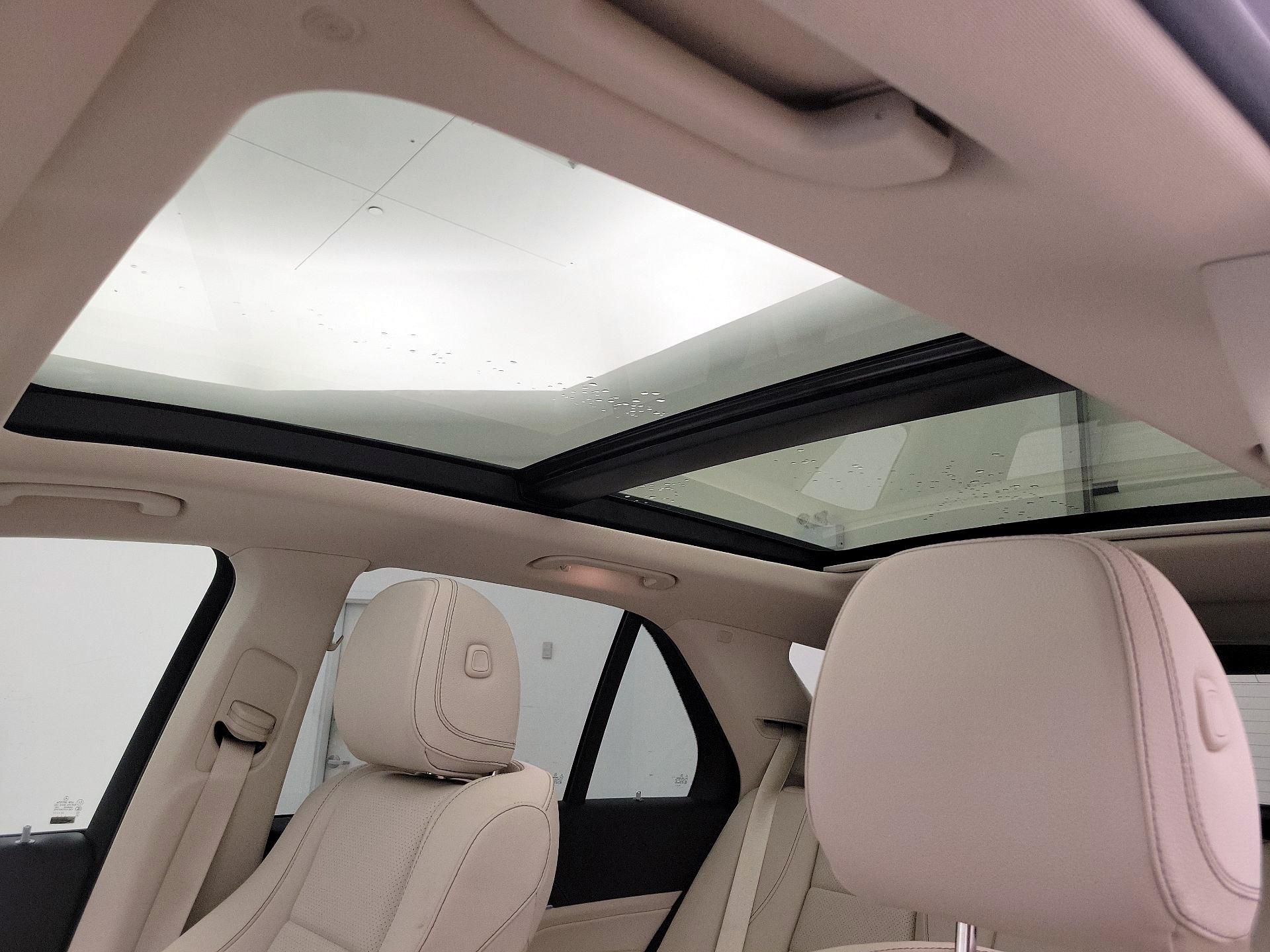 Thumbnail: 2023 Mercedes-Benz GLE - 20