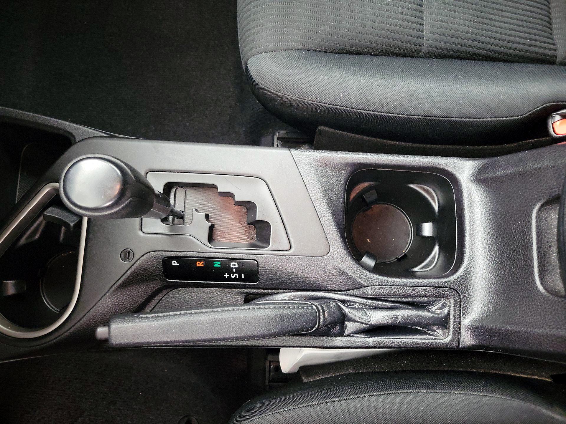 Thumbnail: 2017 Toyota RAV4 - 17