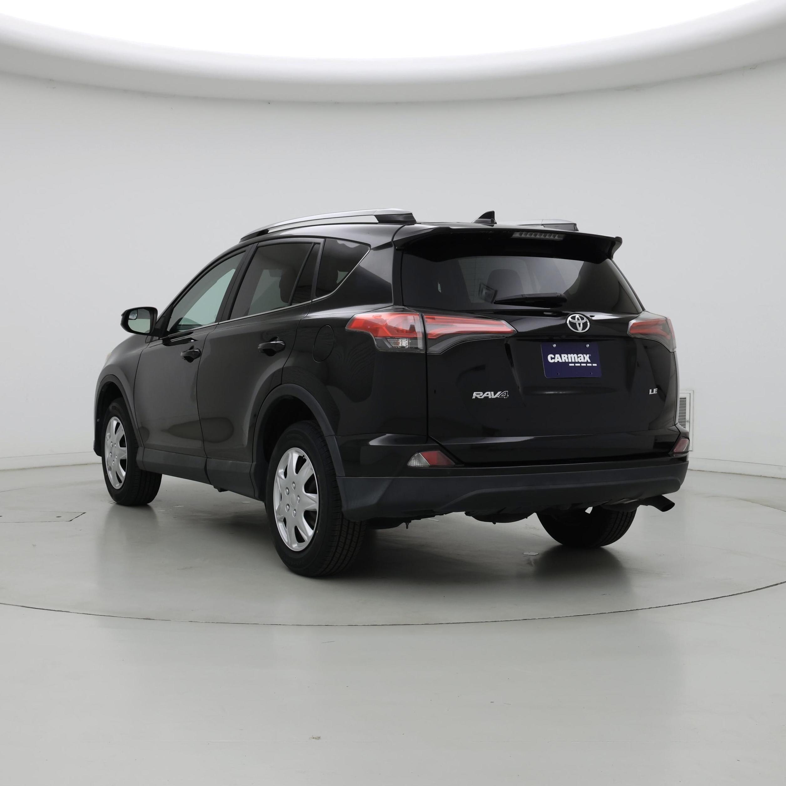 Thumbnail: 2017 Toyota RAV4 - 2