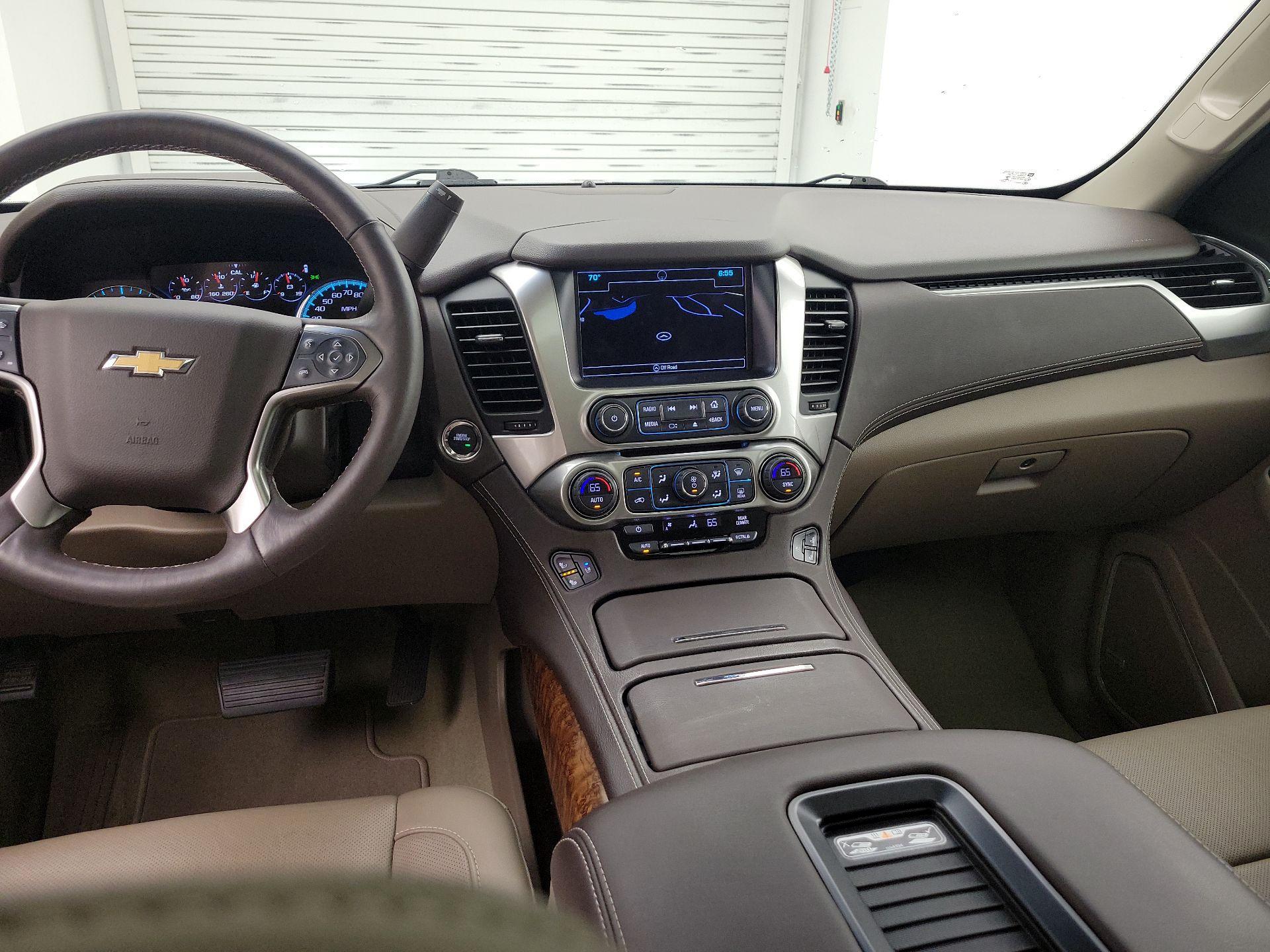 Thumbnail: 2017 Chevrolet Tahoe - 9