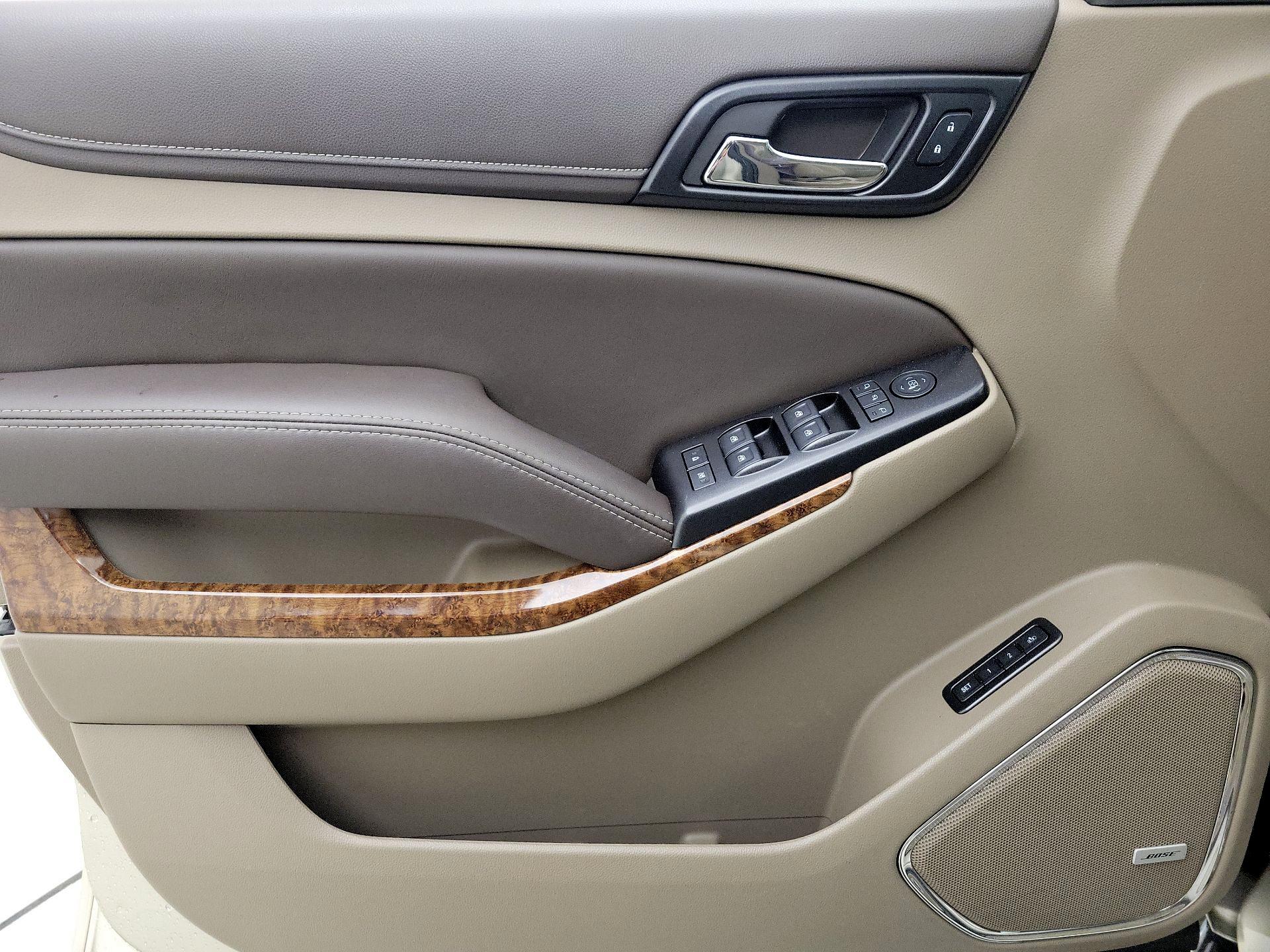 Thumbnail: 2017 Chevrolet Tahoe - 12