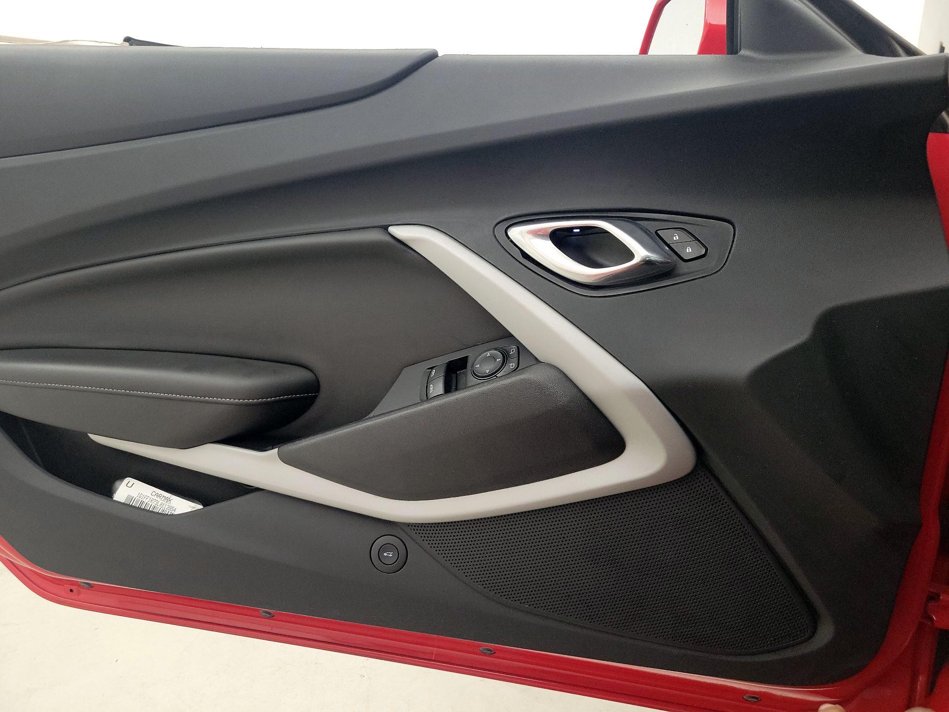 Thumbnail: 2020 Chevrolet Camaro - 12