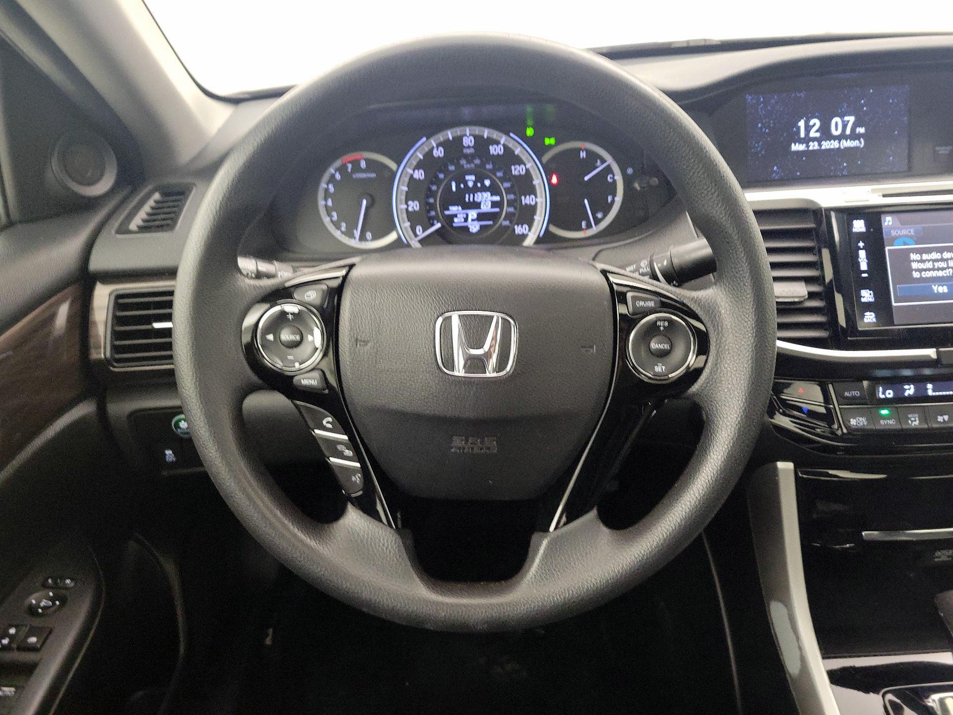 Thumbnail: 2016 Honda Accord - 10