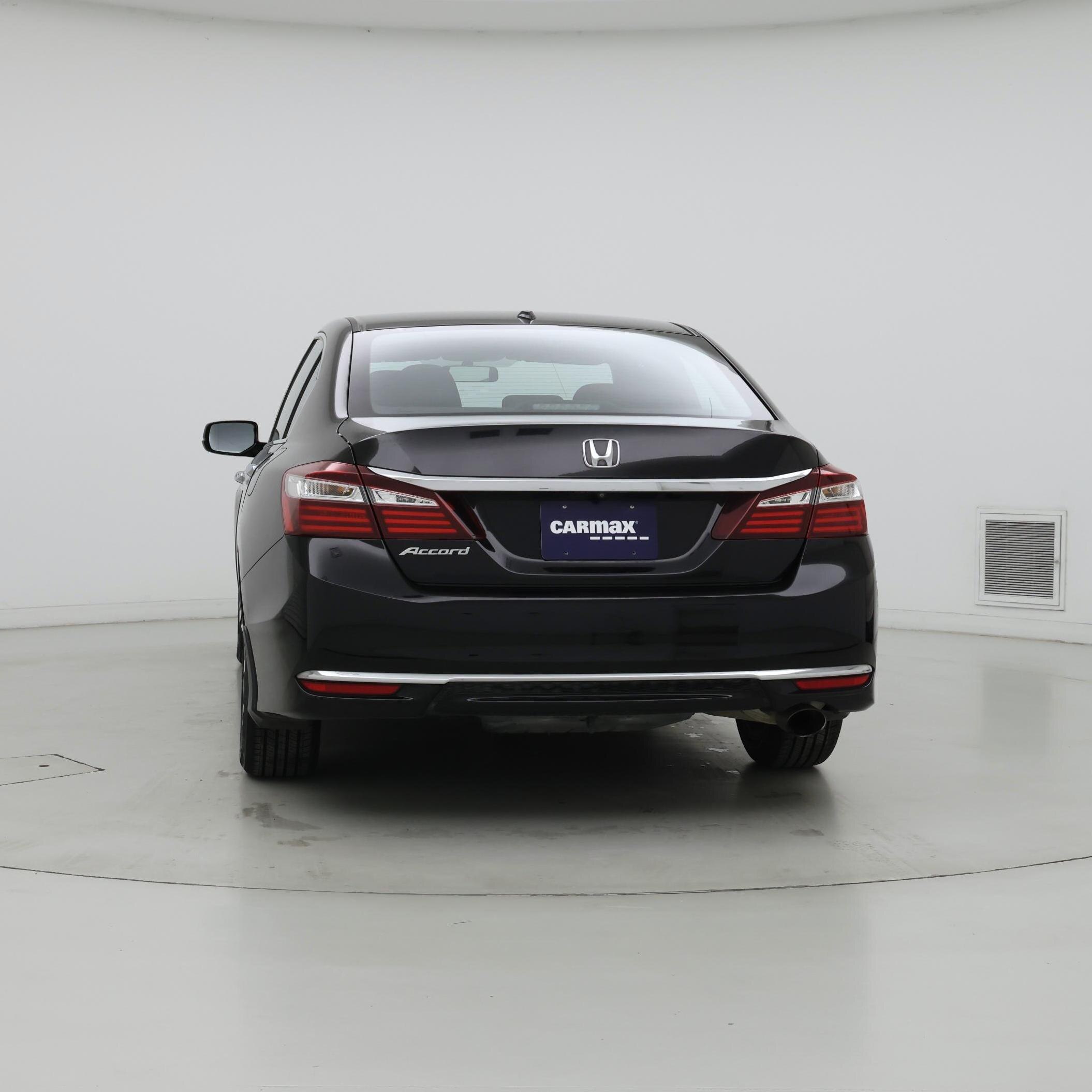 Thumbnail: 2016 Honda Accord - 6