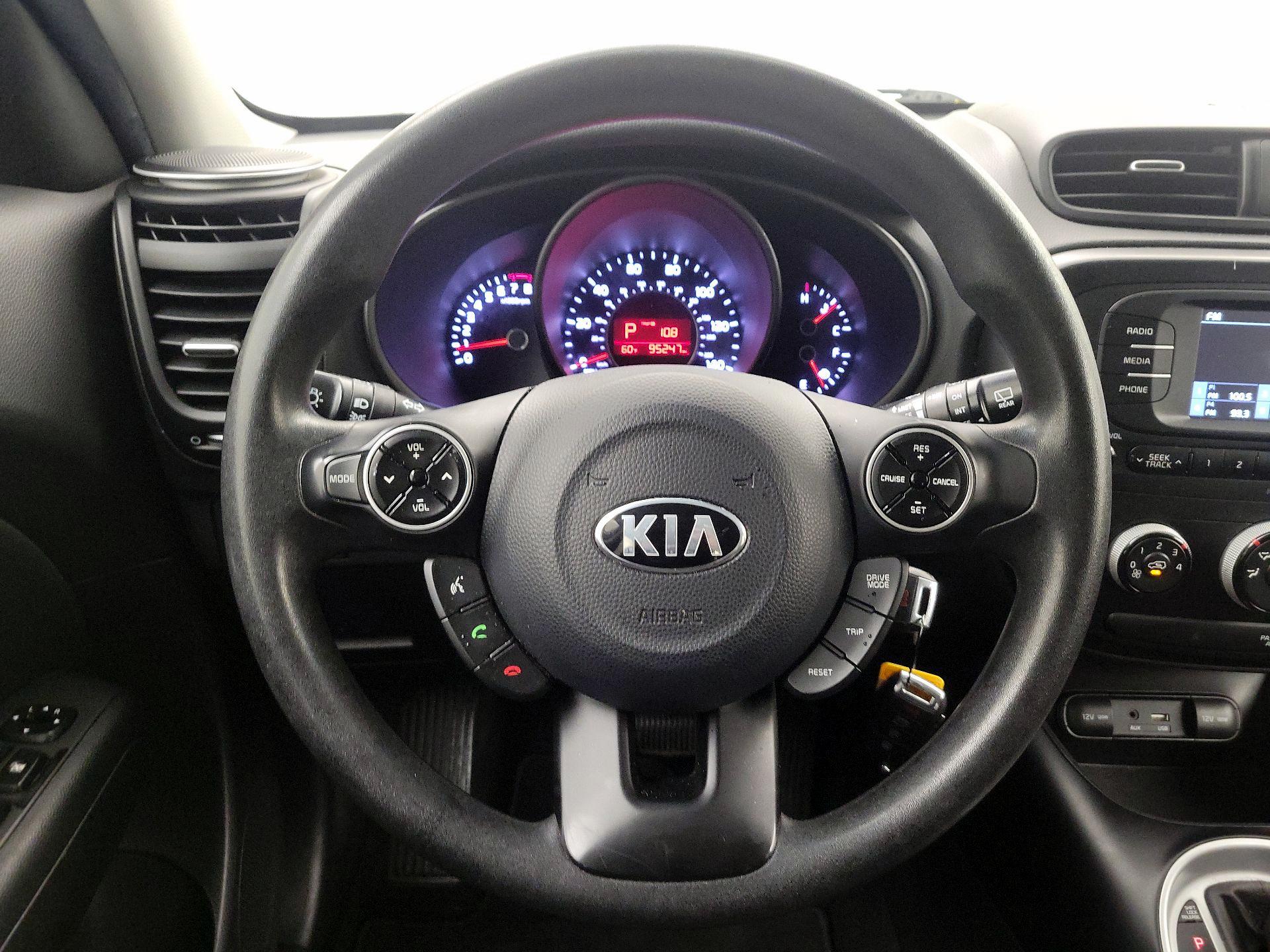 Thumbnail: 2017 Kia Soul - 10